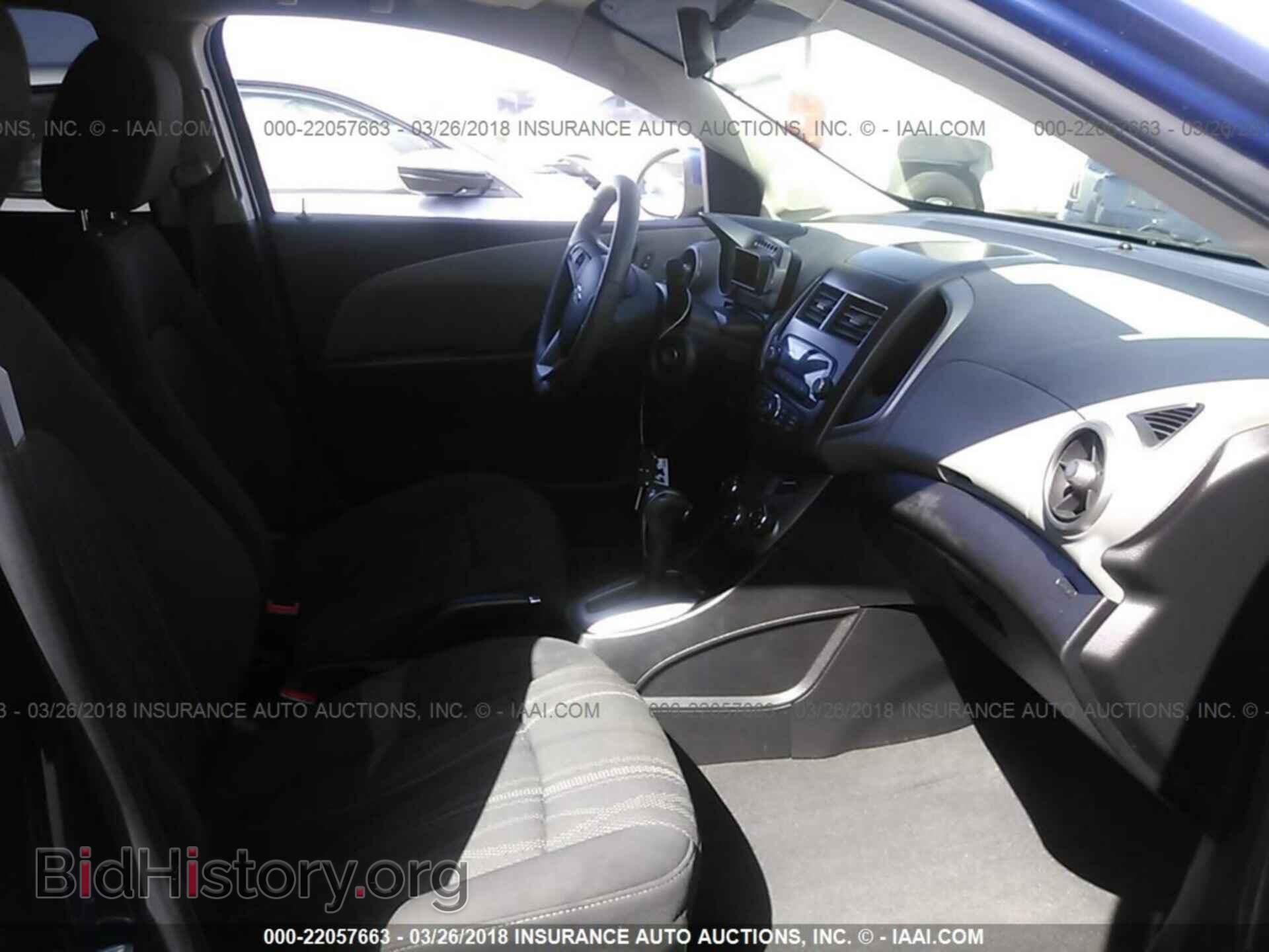 2014 Chevrolet Sonic - VIN: 1G1JC6SG4E4227760 - Фото 5