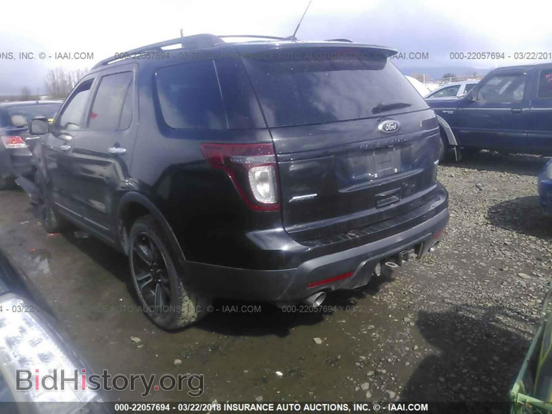 2014 Ford Explorer - VIN: 1FM5K8GT5EGB53739 - Photo 3