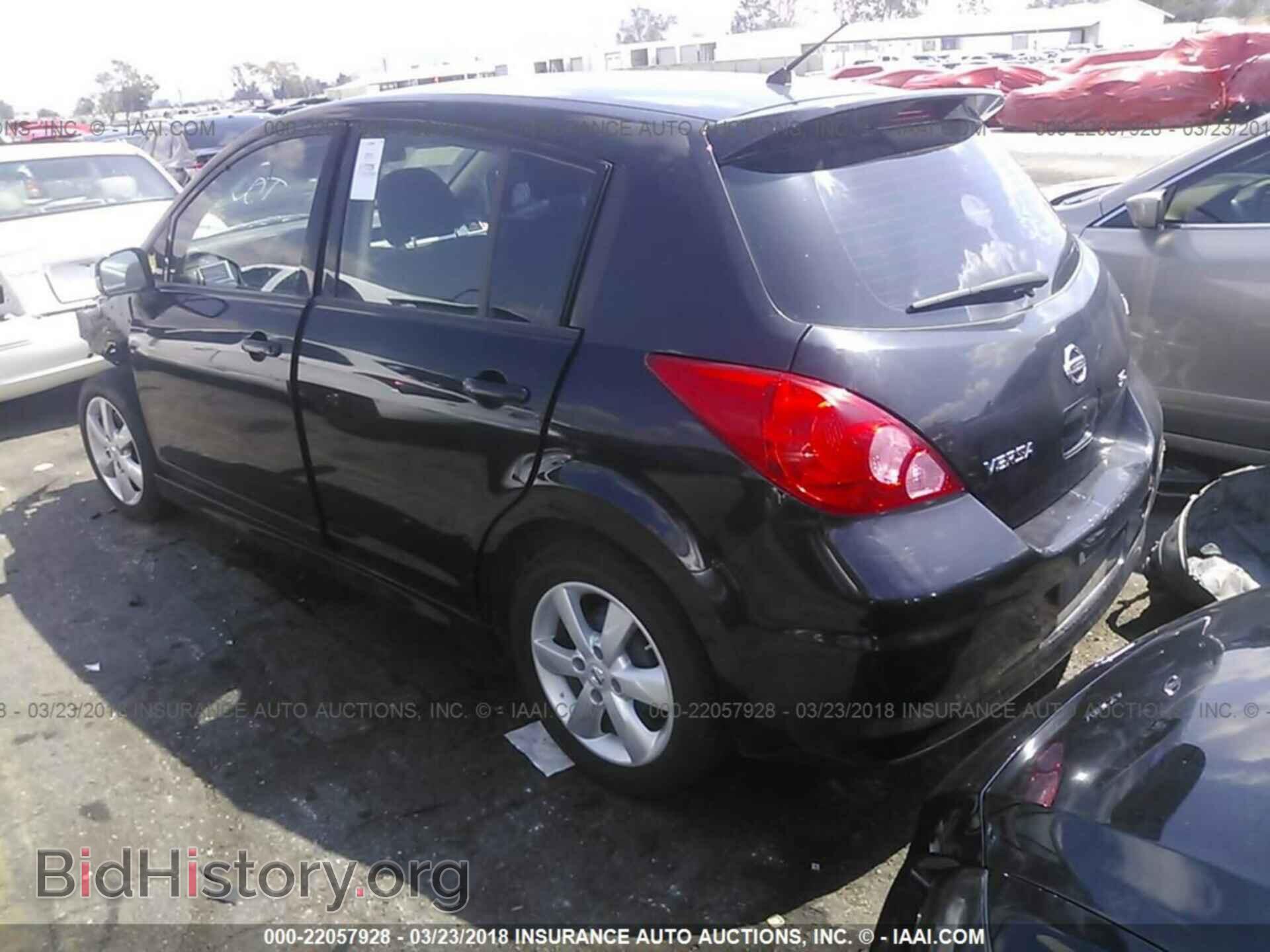 2011 Nissan Versa - VIN: 3N1BC1CP4BL517390 - Фото 3