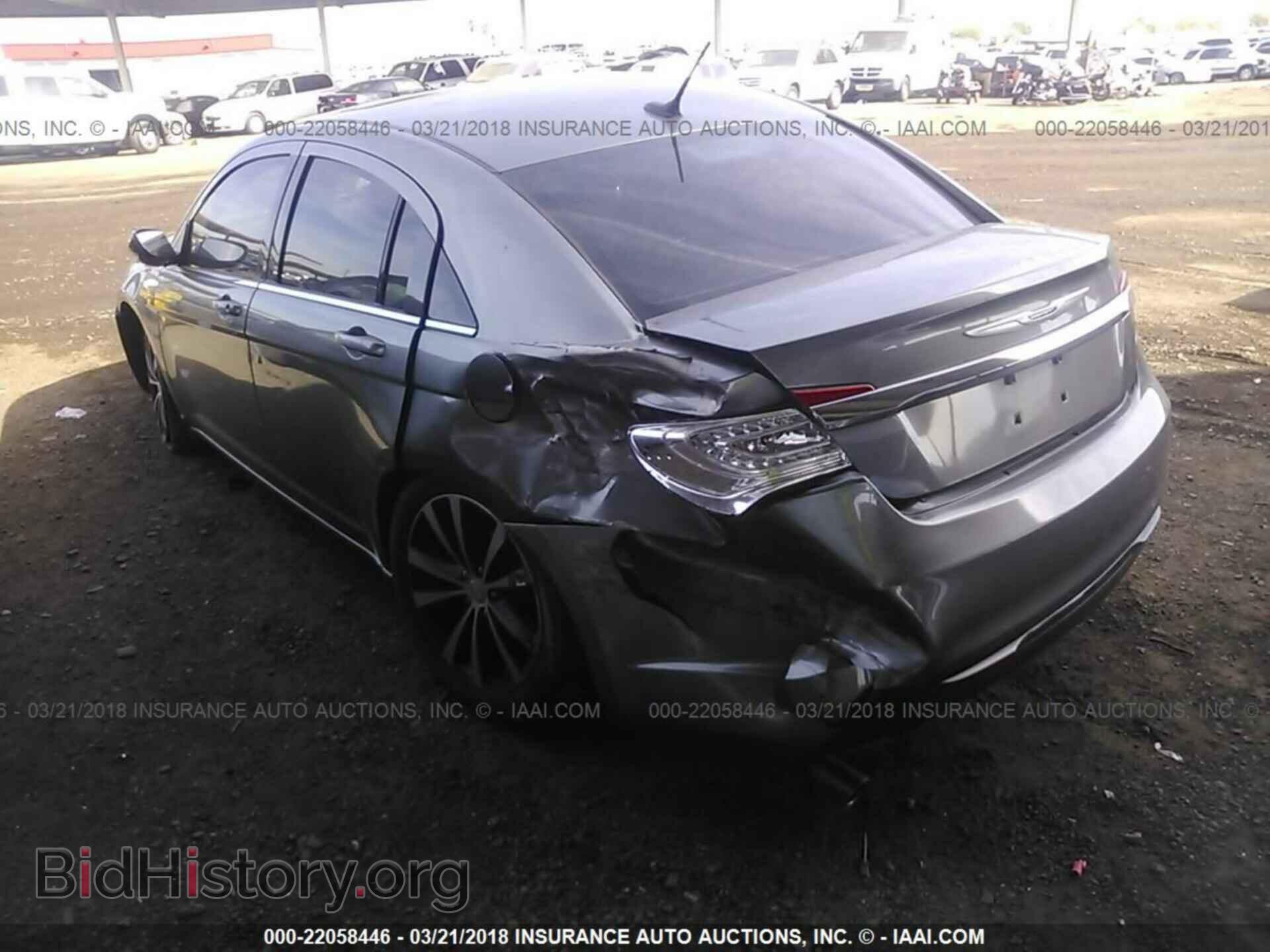 2013 Chrysler 200 - VIN: 1C3CCBCG8DN689114 - Фото 3