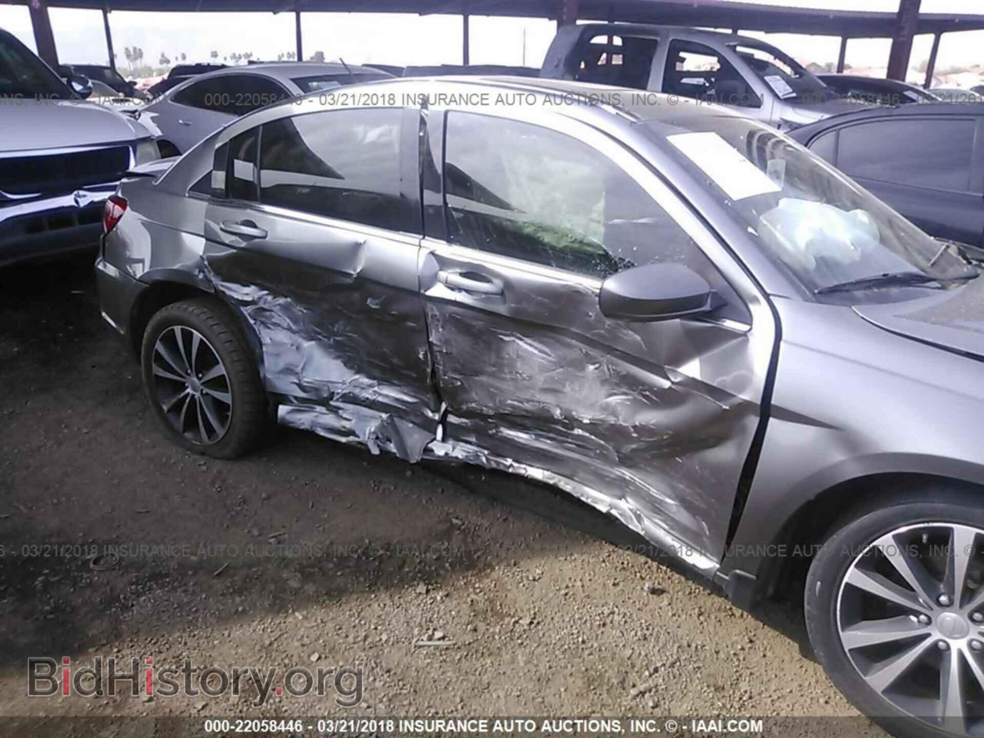 2013 Chrysler 200 - VIN: 1C3CCBCG8DN689114 - Фото 6