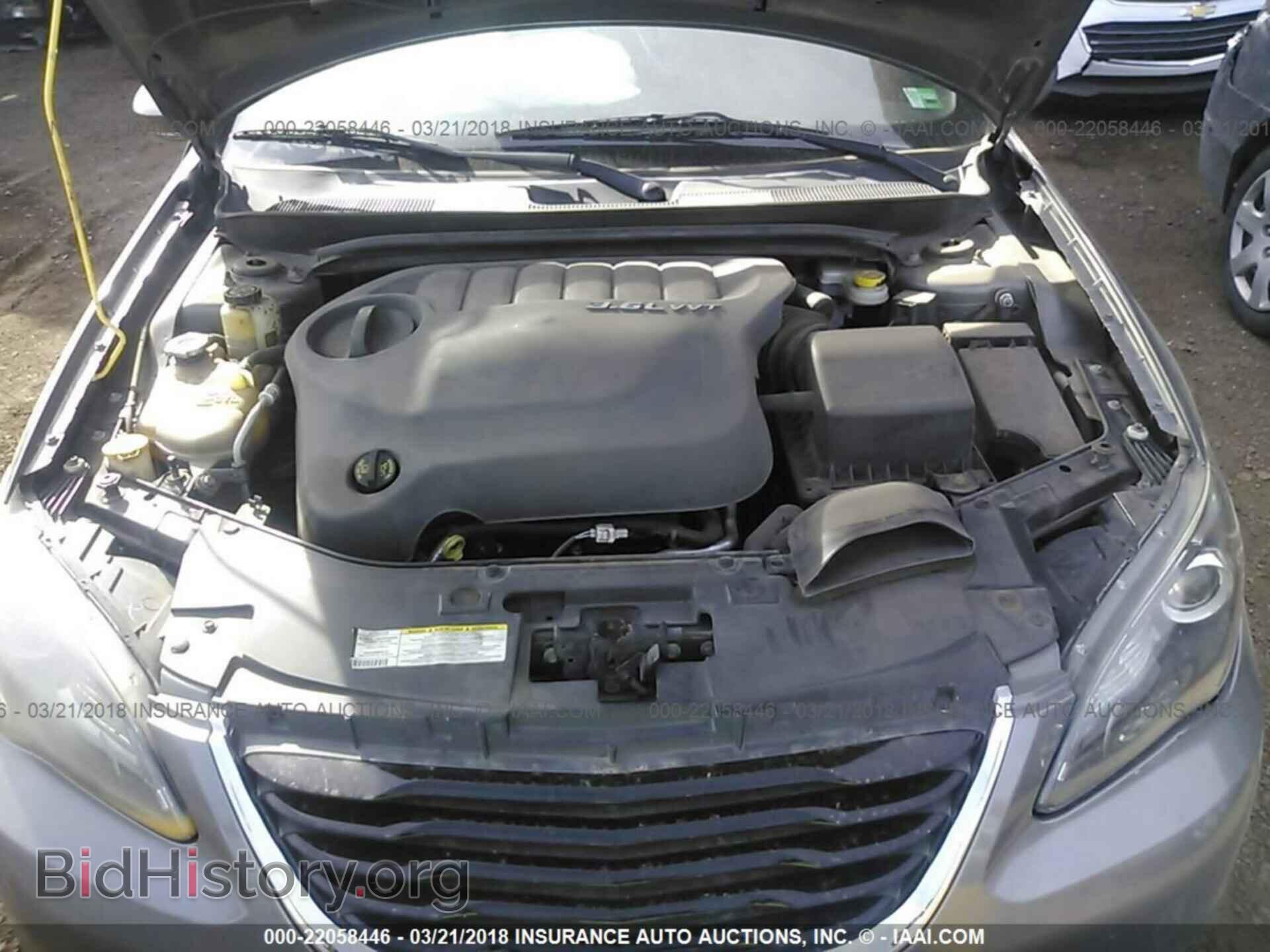 2013 Chrysler 200 - VIN: 1C3CCBCG8DN689114 - Фото 10