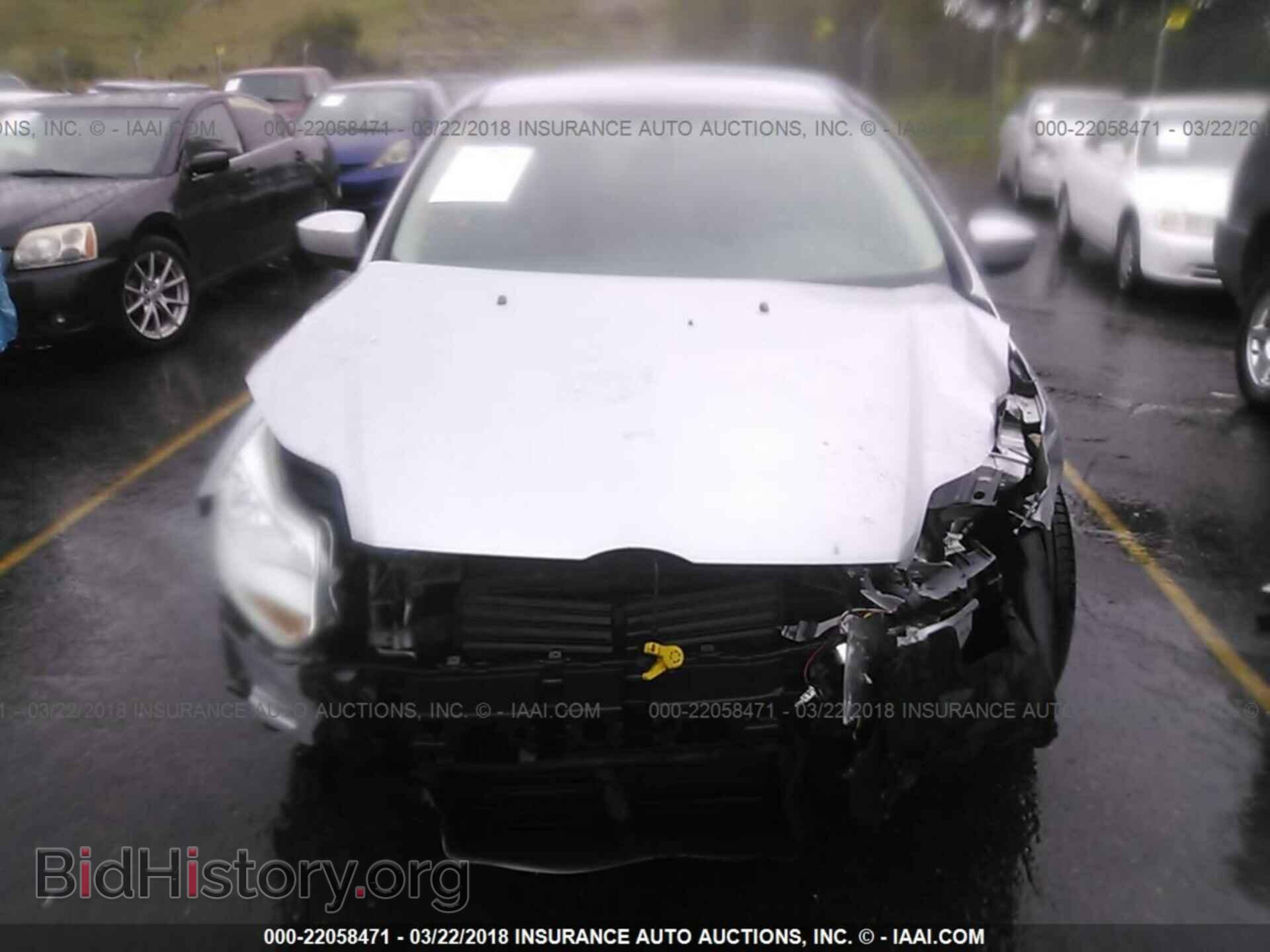 2012 Ford Focus - VIN: 1FAHP3F21CL295479 - Photo 6