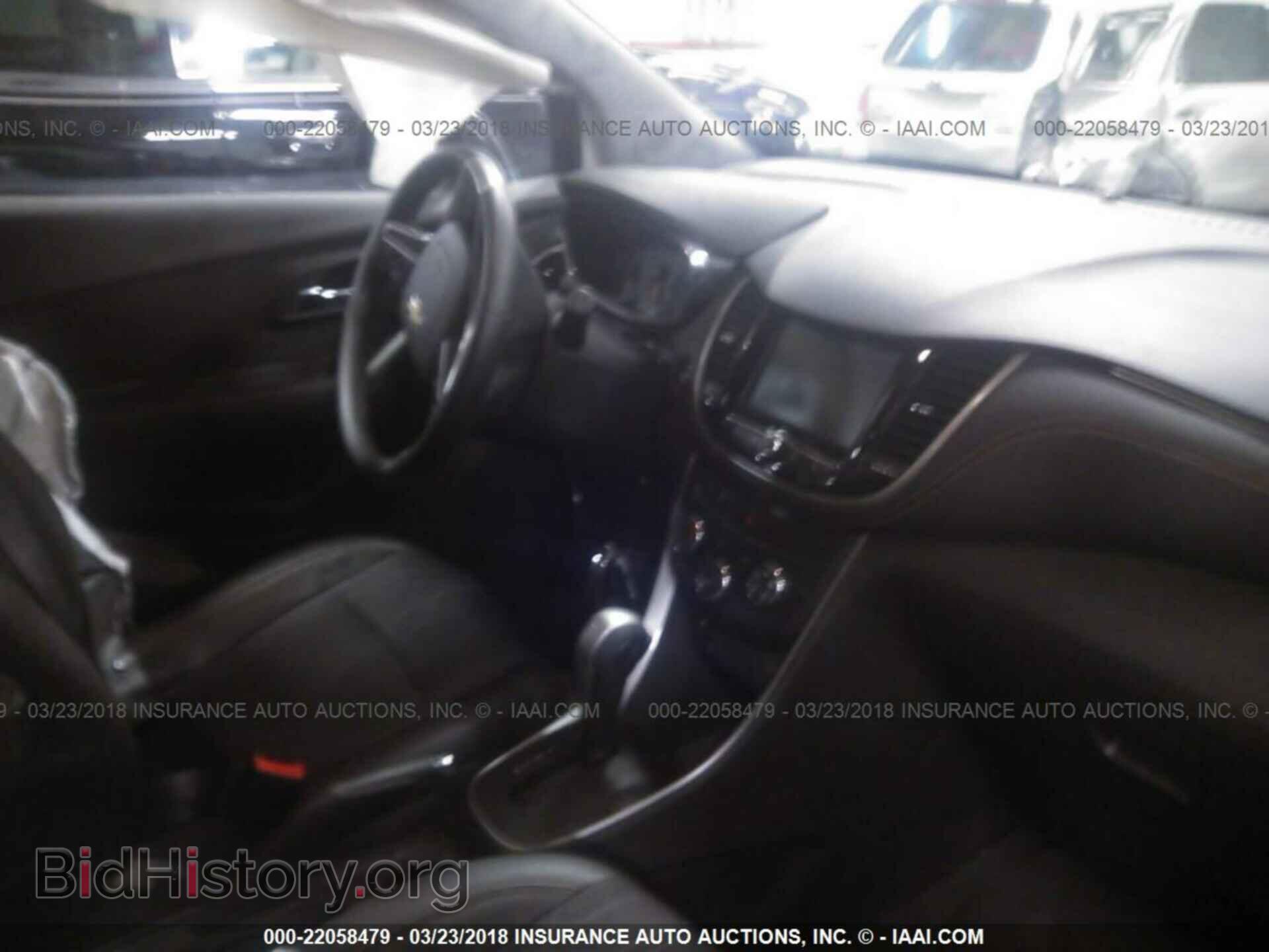 2017 Chevrolet Trax - VIN: 3GNCJPSB2HL151929 - Фото 5