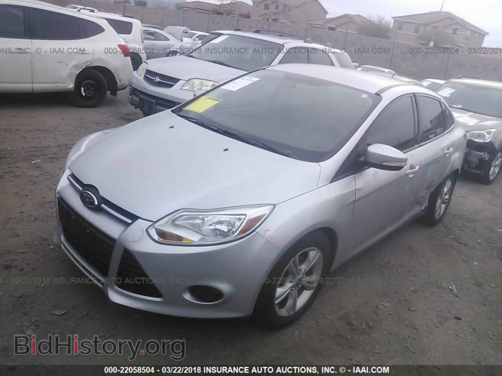 2014 Ford Focus - VIN: 1FADP3F20EL110887 - Photo 2