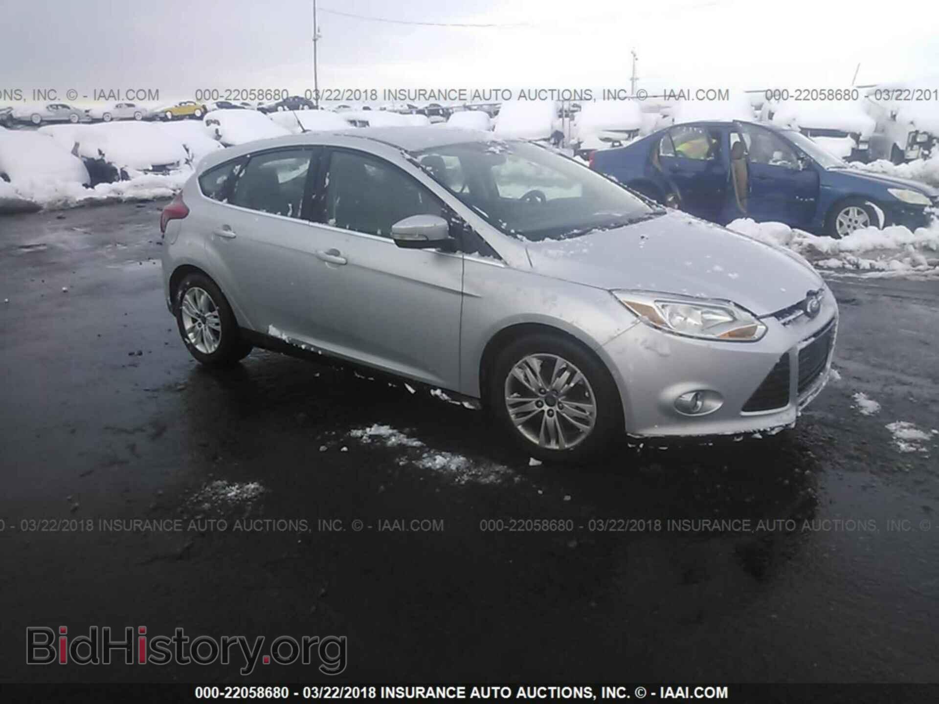Photo 1FAHP3M22CL125358 - Ford Focus 2012