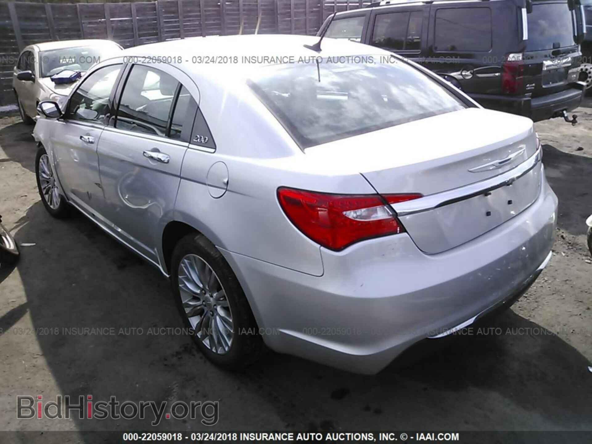 2012 Chrysler 200 - VIN: 1C3CCBCB0CN236821 - Фото 3