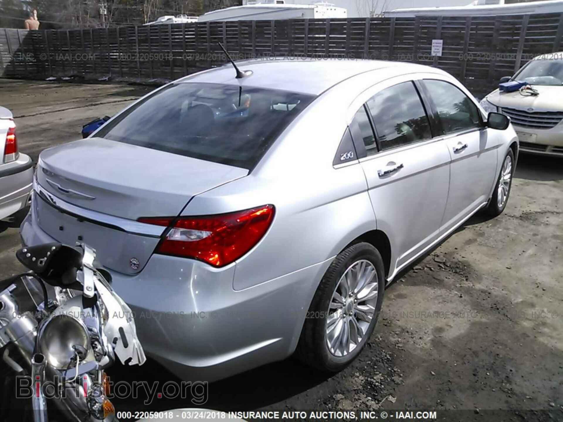 2012 Chrysler 200 - VIN: 1C3CCBCB0CN236821 - Фото 4