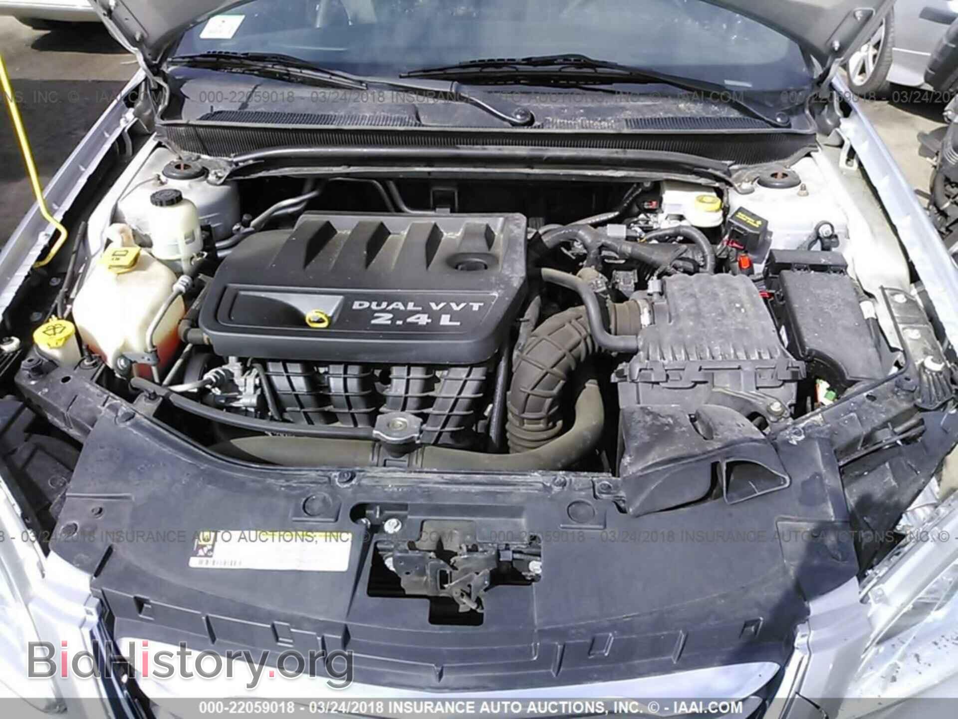 2012 Chrysler 200 - VIN: 1C3CCBCB0CN236821 - Фото 10