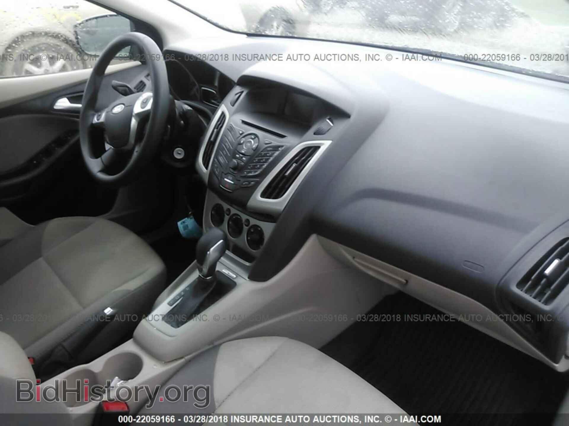 2012 Ford Focus - VIN: 1FAHP3F23CL463851 - Photo 5