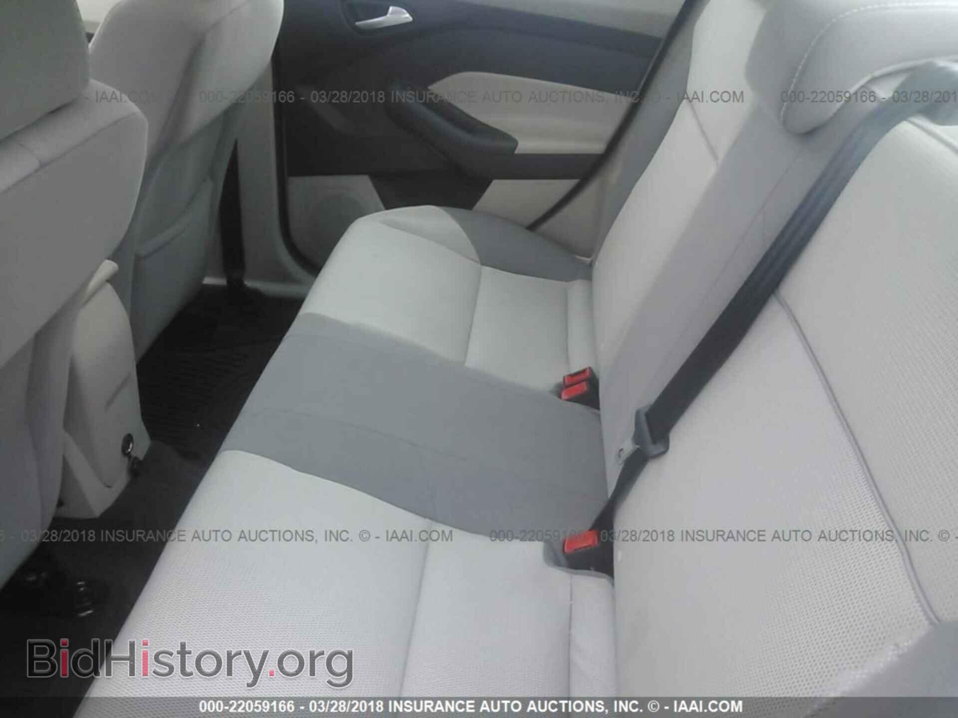 2012 Ford Focus - VIN: 1FAHP3F23CL463851 - Photo 8