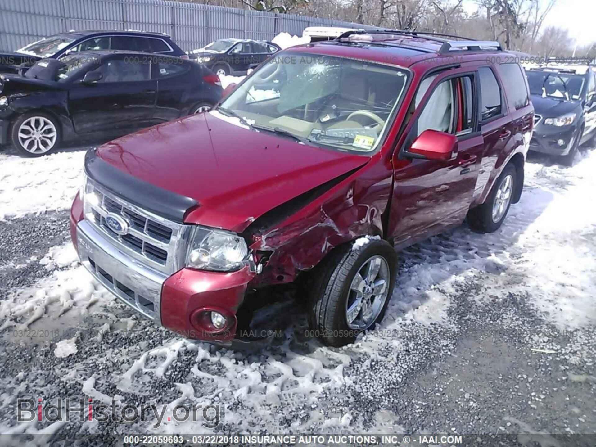 2011 Ford Escape - VIN: 1FMCU9E72BKB58399 - Photo 2