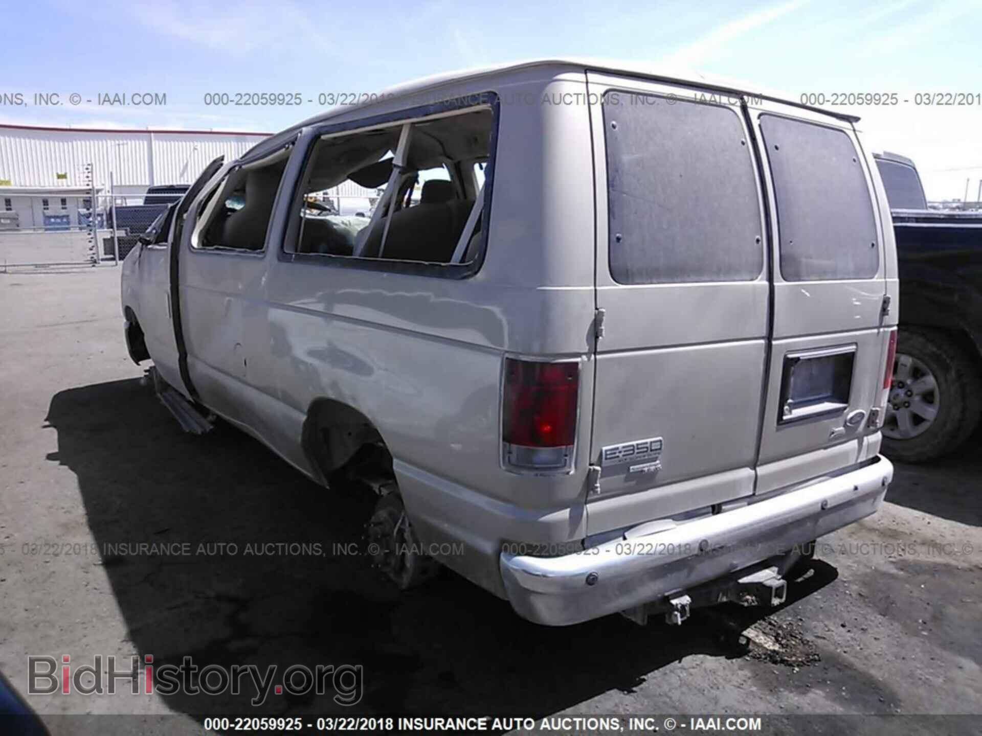 2013 Ford Econoline - VIN: 1FBNE3BL9DDA05300 - Фото 3