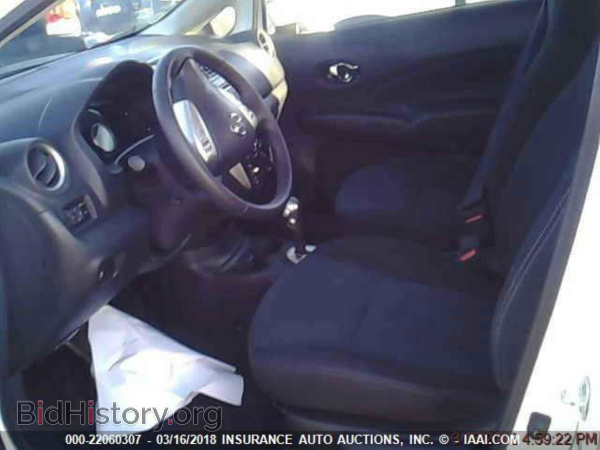 2015 Nissan Versa note - VIN: 3N1CE2CP6FL431380 - Фото 4
