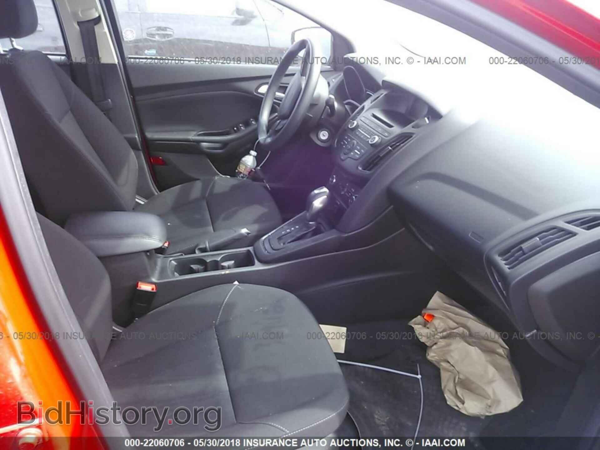 2016 Ford Focus - VIN: 1FADP3F28GL271684 - Фото 5