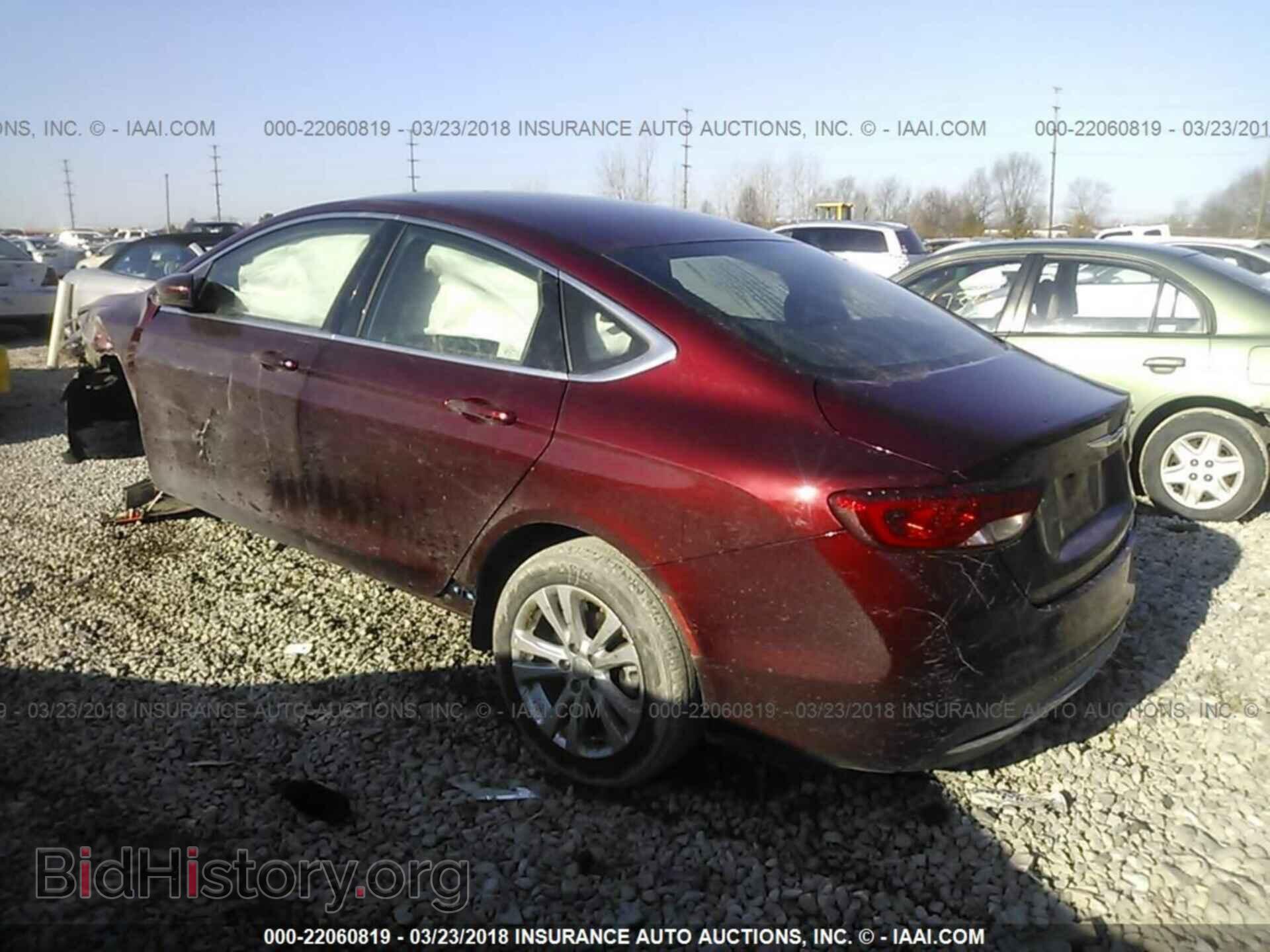 2015 Chrysler 200 - VIN: 1C3CCCAB4FN657048 - Photo 3