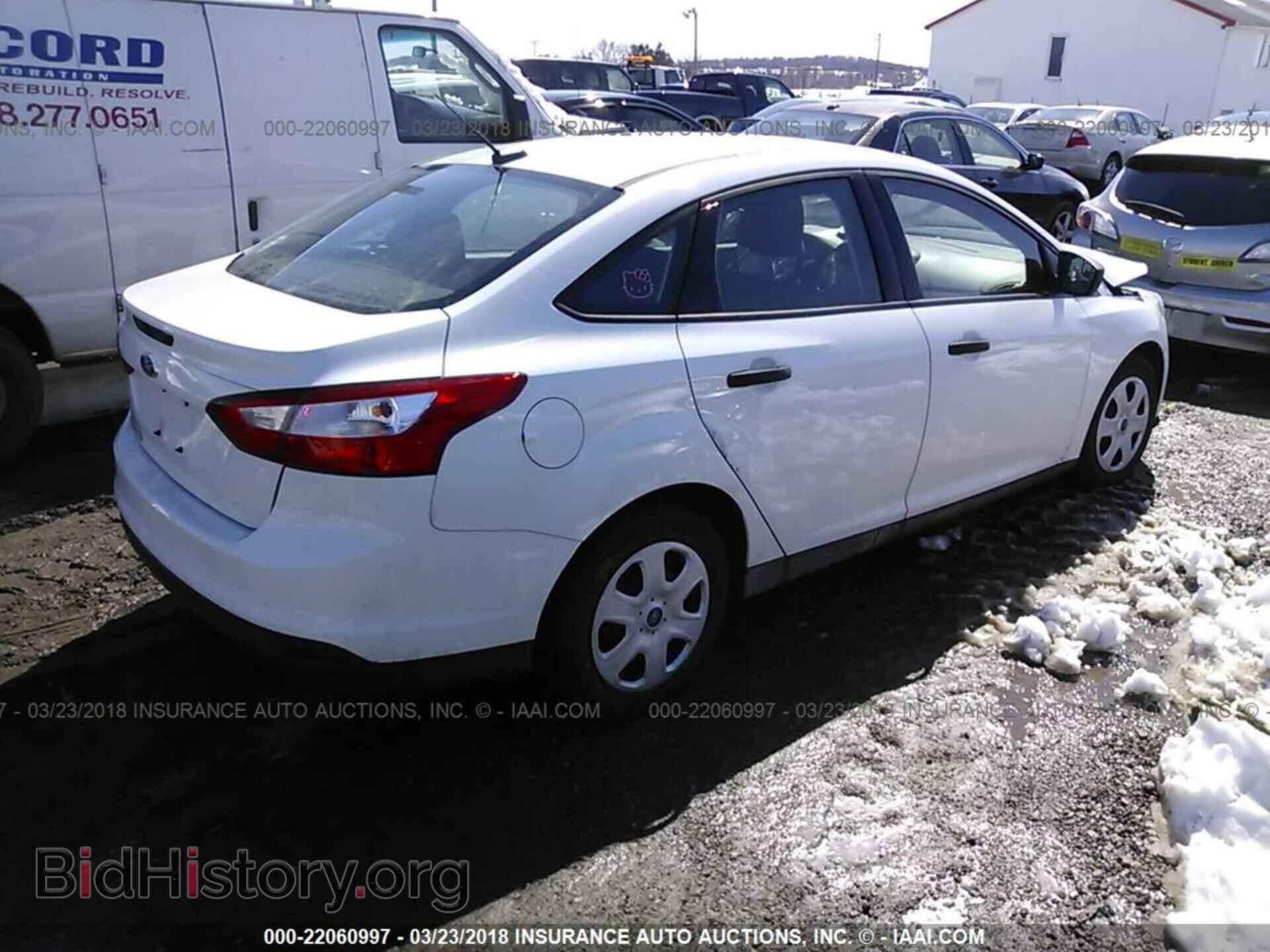 2013 Ford Focus - VIN: 1FADP3E21DL174114 - Фото 4