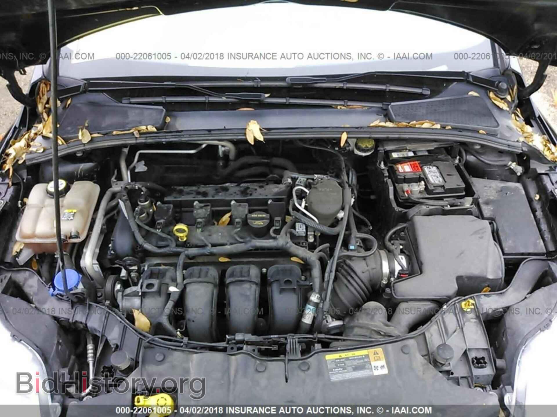 2012 Ford Focus - VIN: 1FAHP3F20CL355297 - Photo 10
