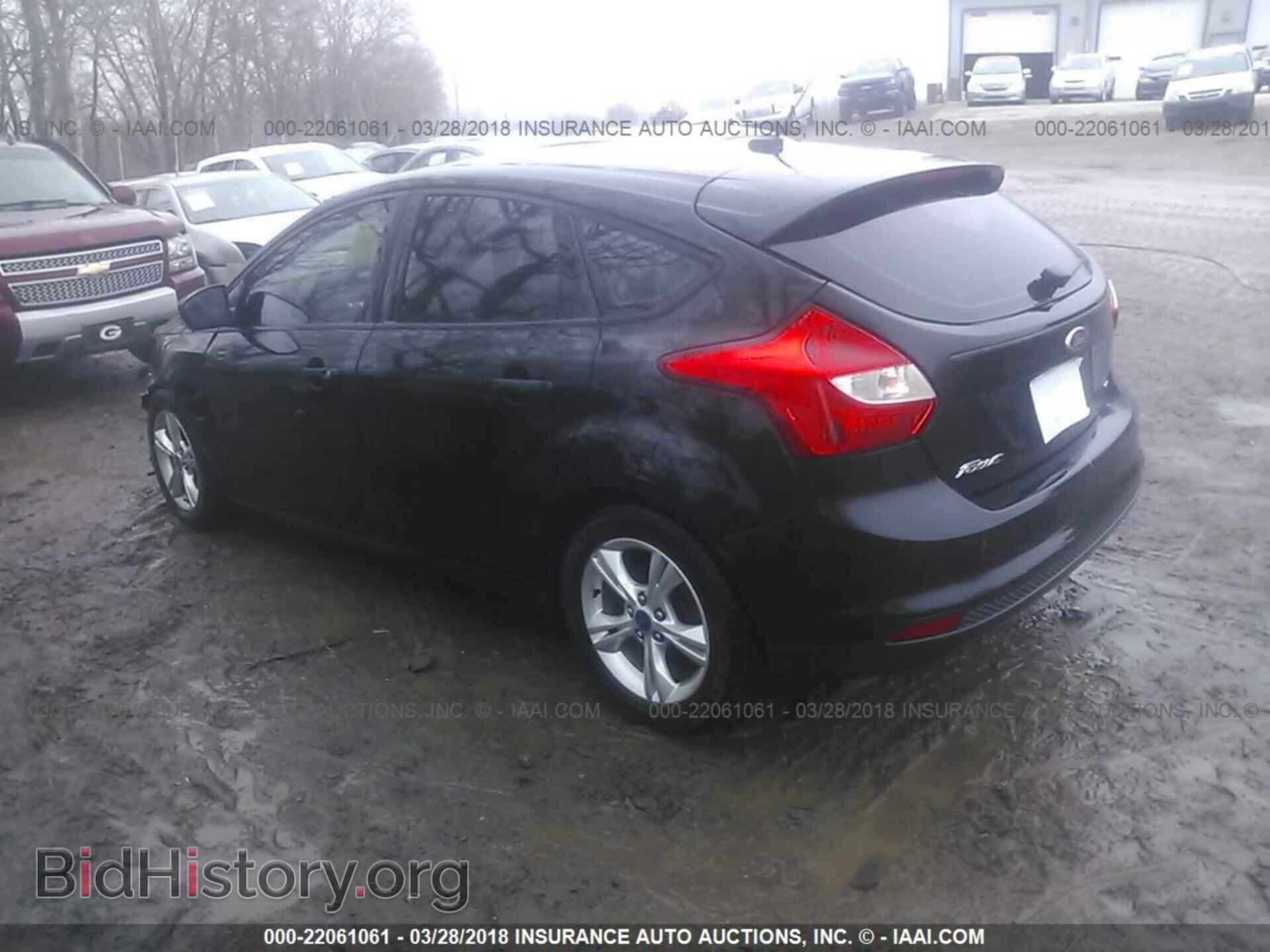 2012 Ford Focus - VIN: 1FAHP3K2XCL139642 - Фото 3