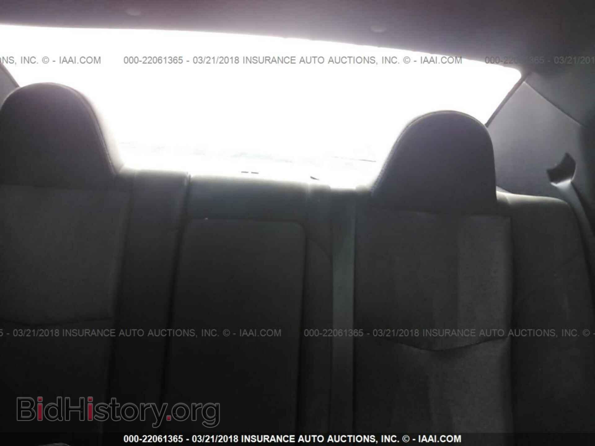 2011 Dodge Avenger - VIN: 1B3BD1FB2BN537021 - Photo 8