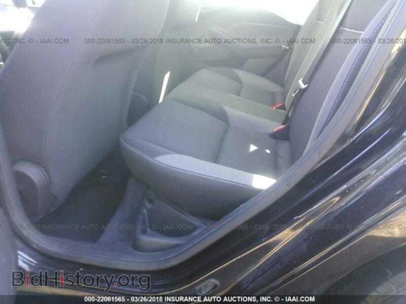 2012 Ford FOCUS (VIN 1FAHP3E28CL325174) — фото 8 из 10
