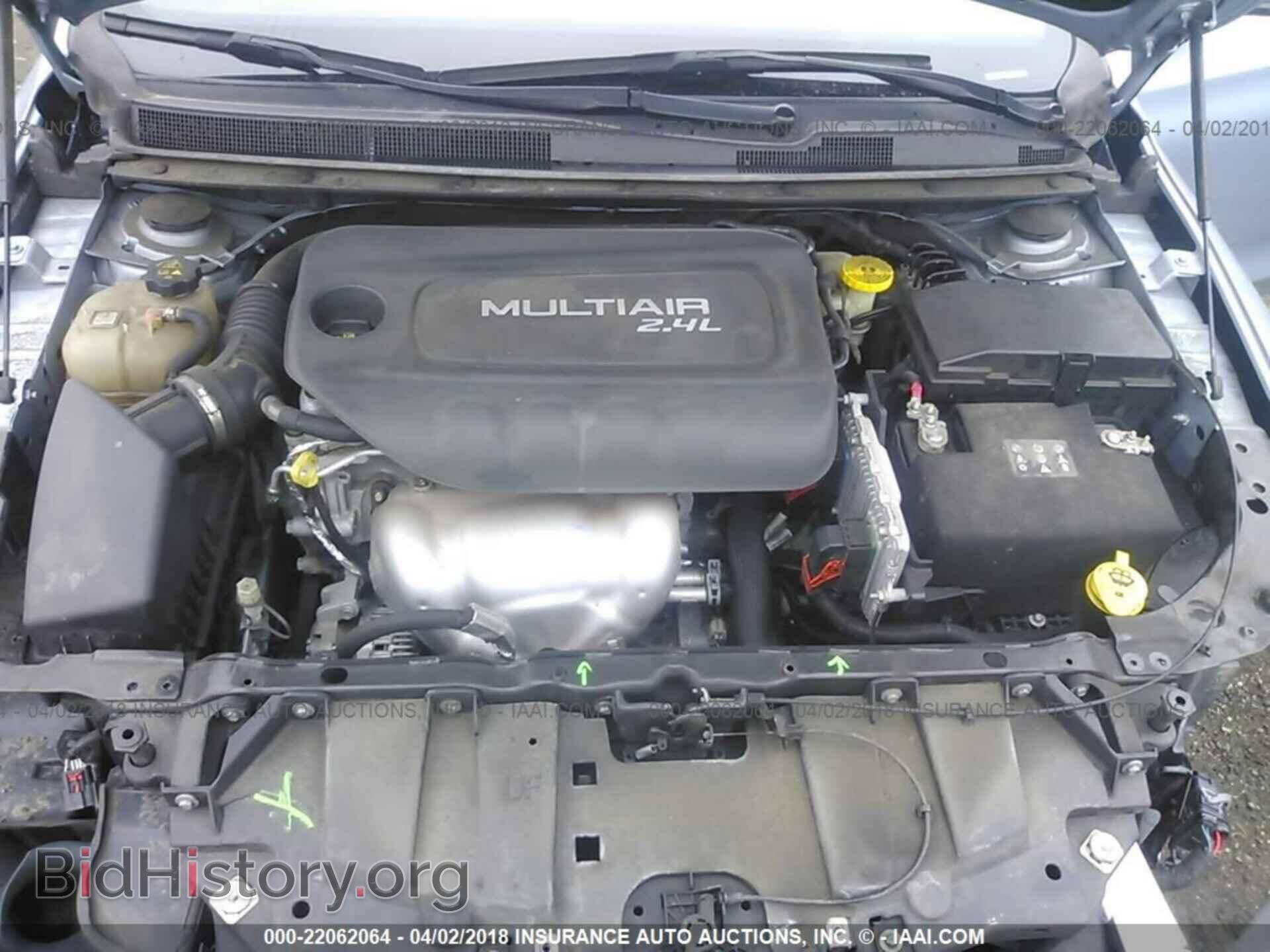 2015 Chrysler 200 - VIN: 1C3CCCAB5FN655311 - Photo 10