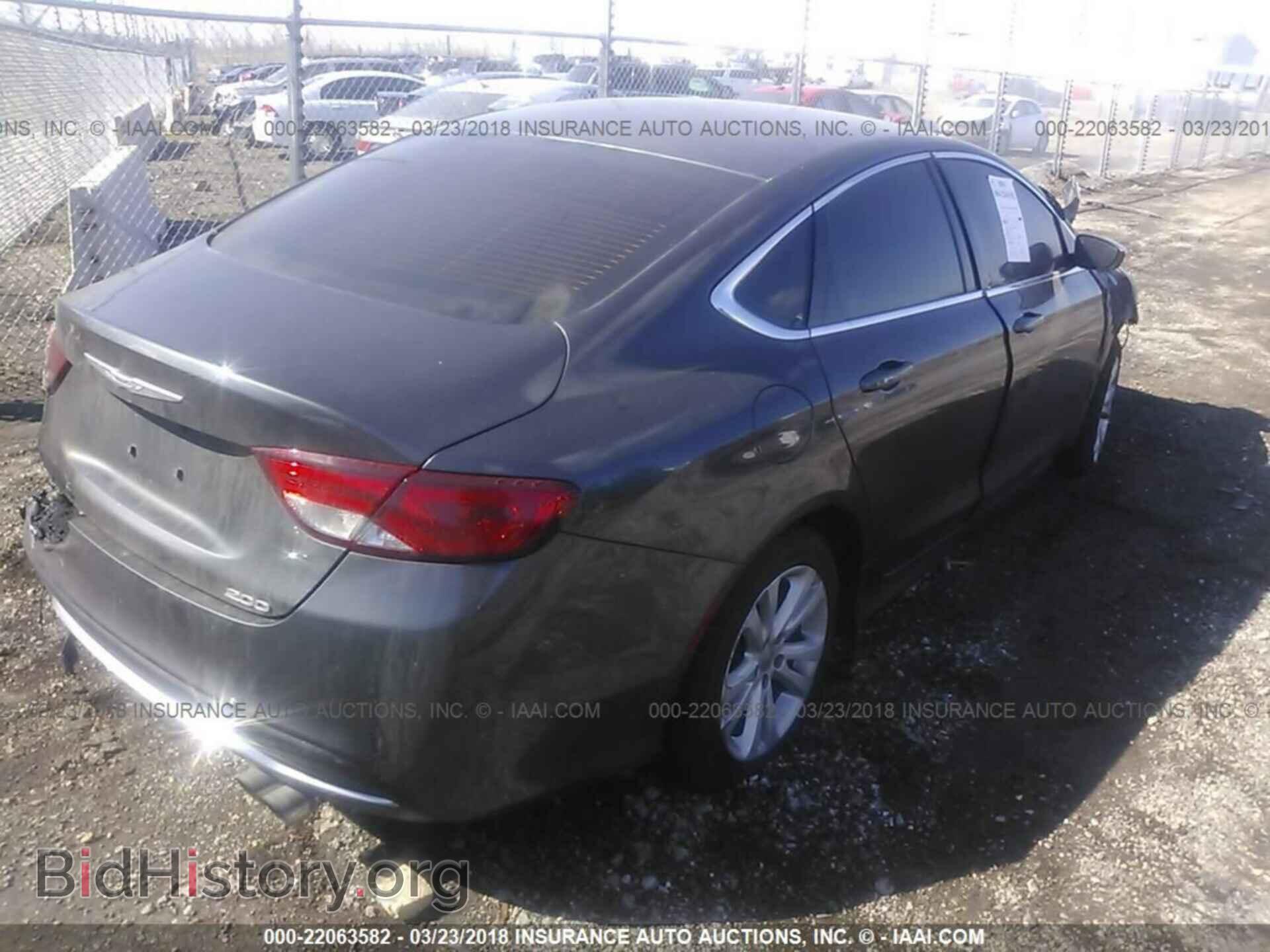 2016 Chrysler 200 - VIN: 1C3CCCAB3GN125131 - Photo 4