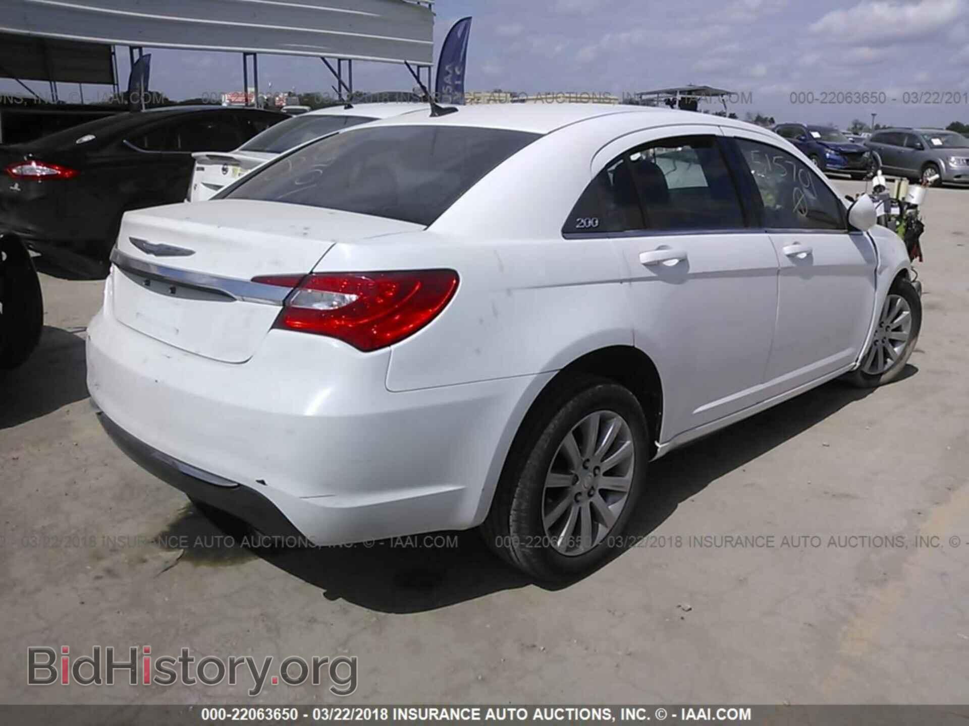 2013 Chrysler 200 - VIN: 1C3CCBBB1DN515701 - Фото 4