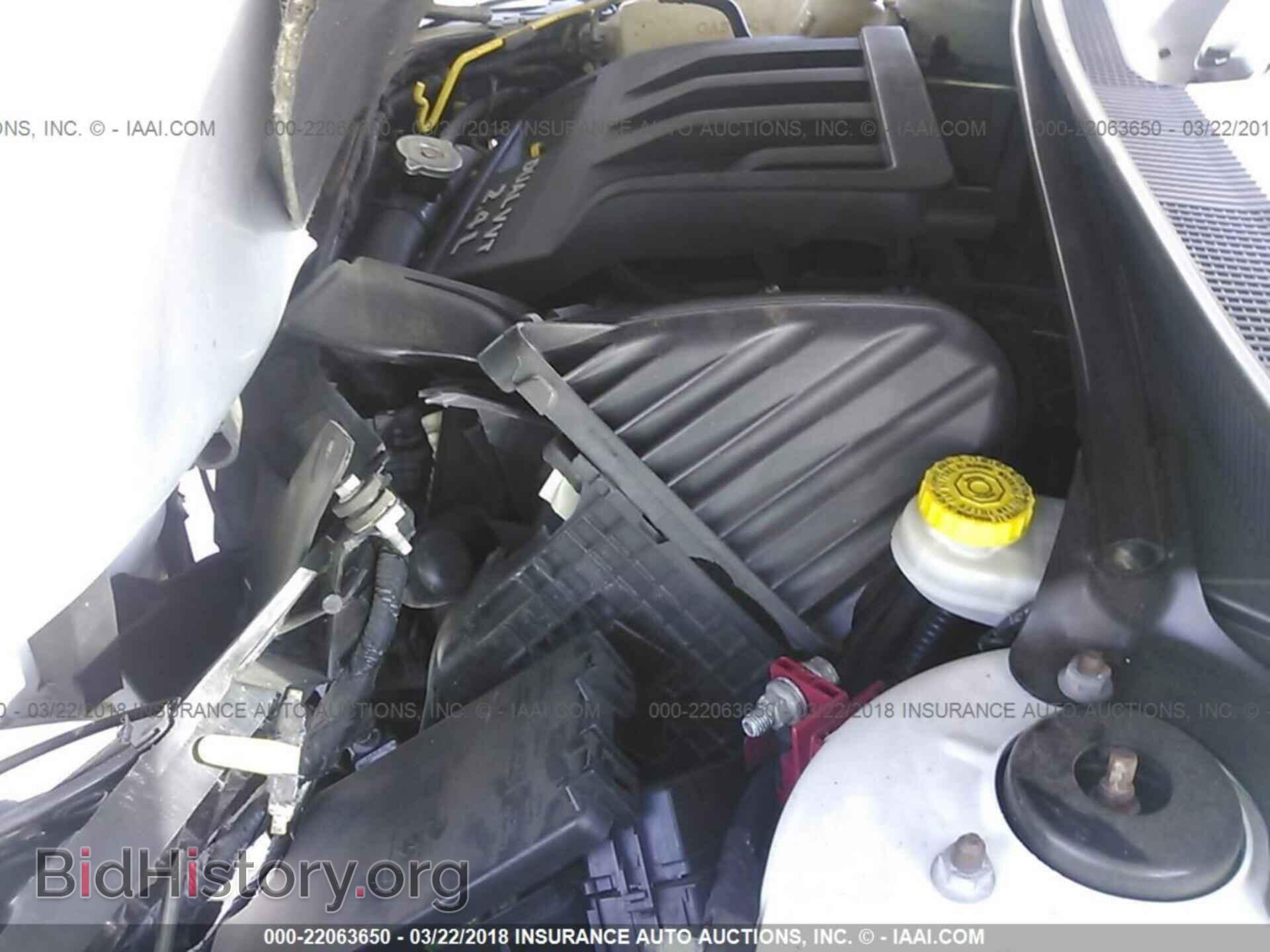 2013 Chrysler 200 - VIN: 1C3CCBBB1DN515701 - Фото 10