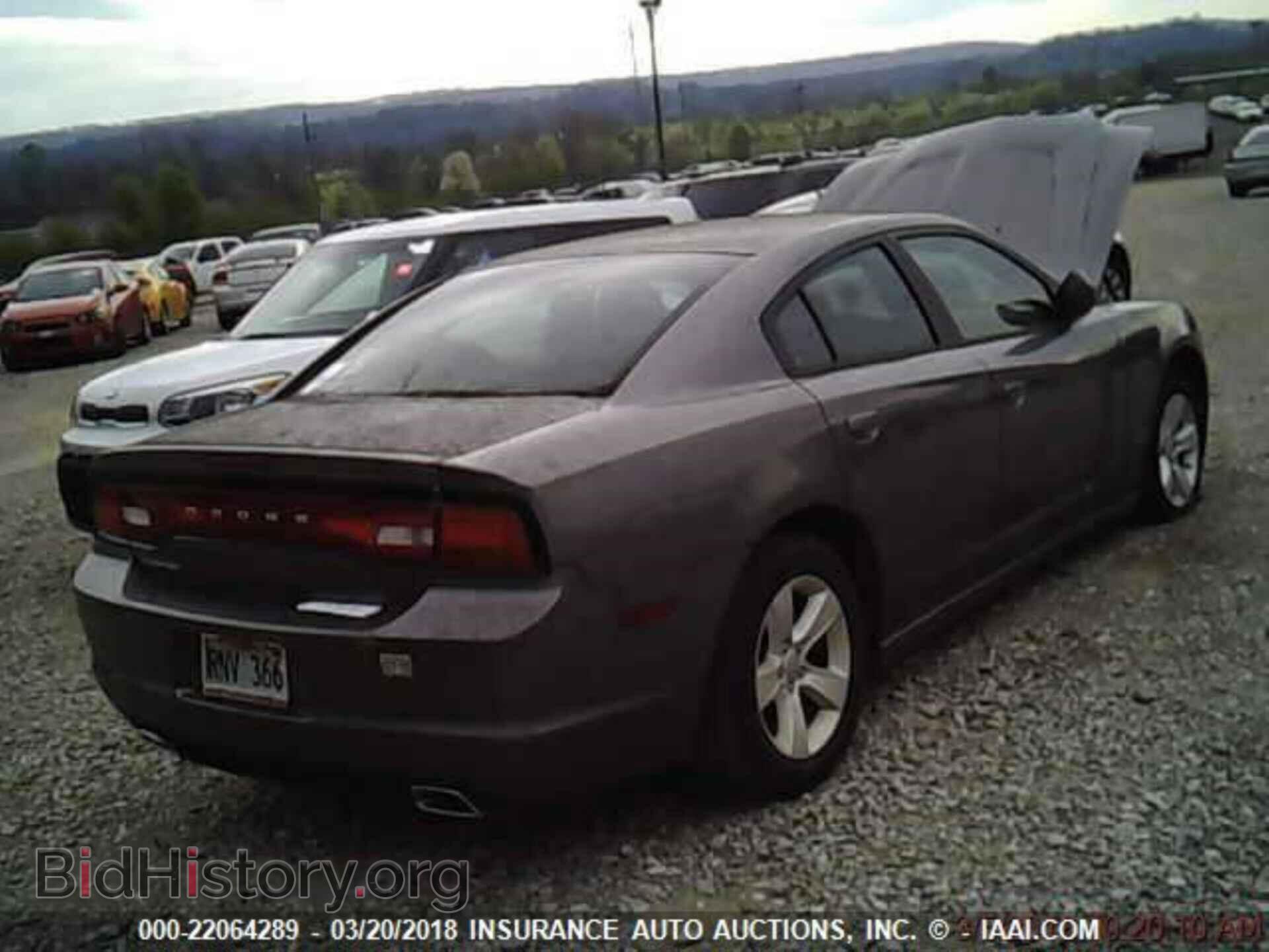 2011 Dodge Charger - VIN: 2B3CL3CG0BH567632 - Фото 2