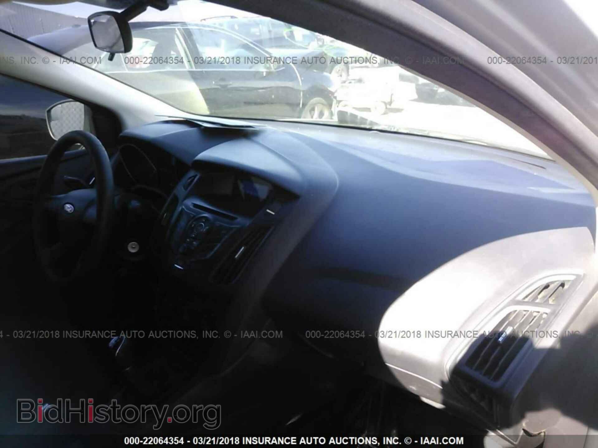 2012 Ford Focus - VIN: 1FAHP3E2XCL231653 - Photo 5