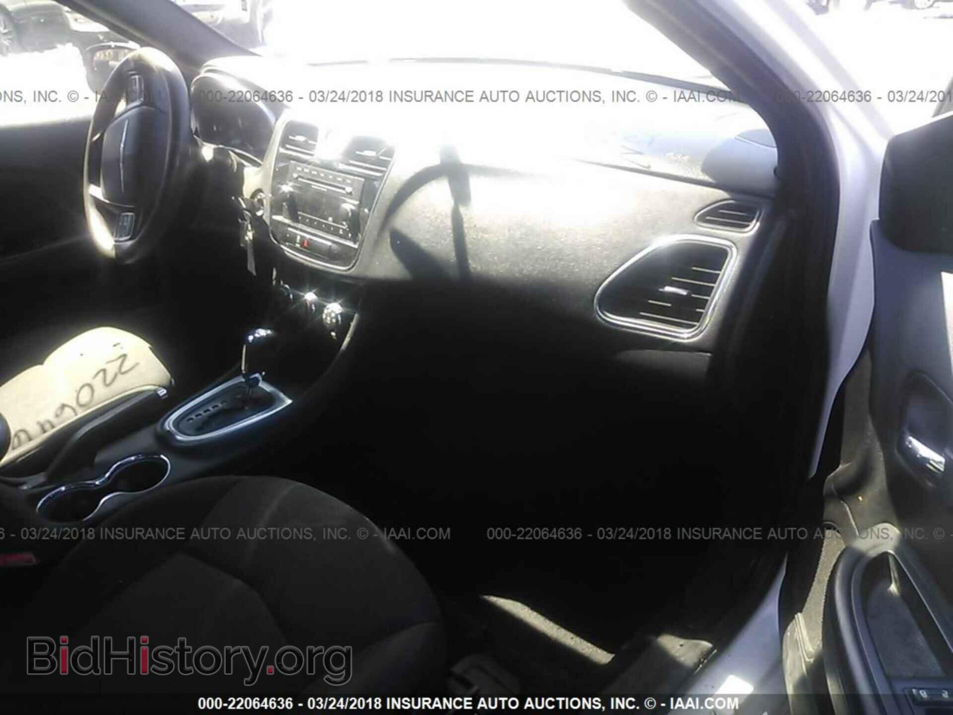 2012 Chrysler 200 - VIN: 1C3CCBAB1CN163865 - Фото 5