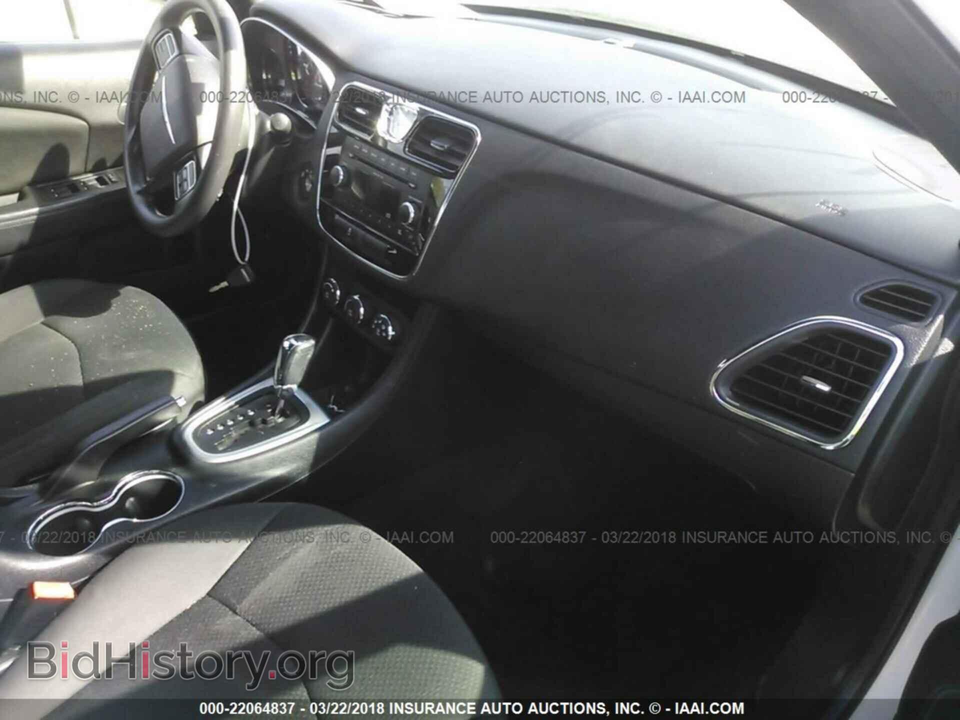 2011 Chrysler 200 - VIN: 1C3BC4FB9BN547603 - Photo 5