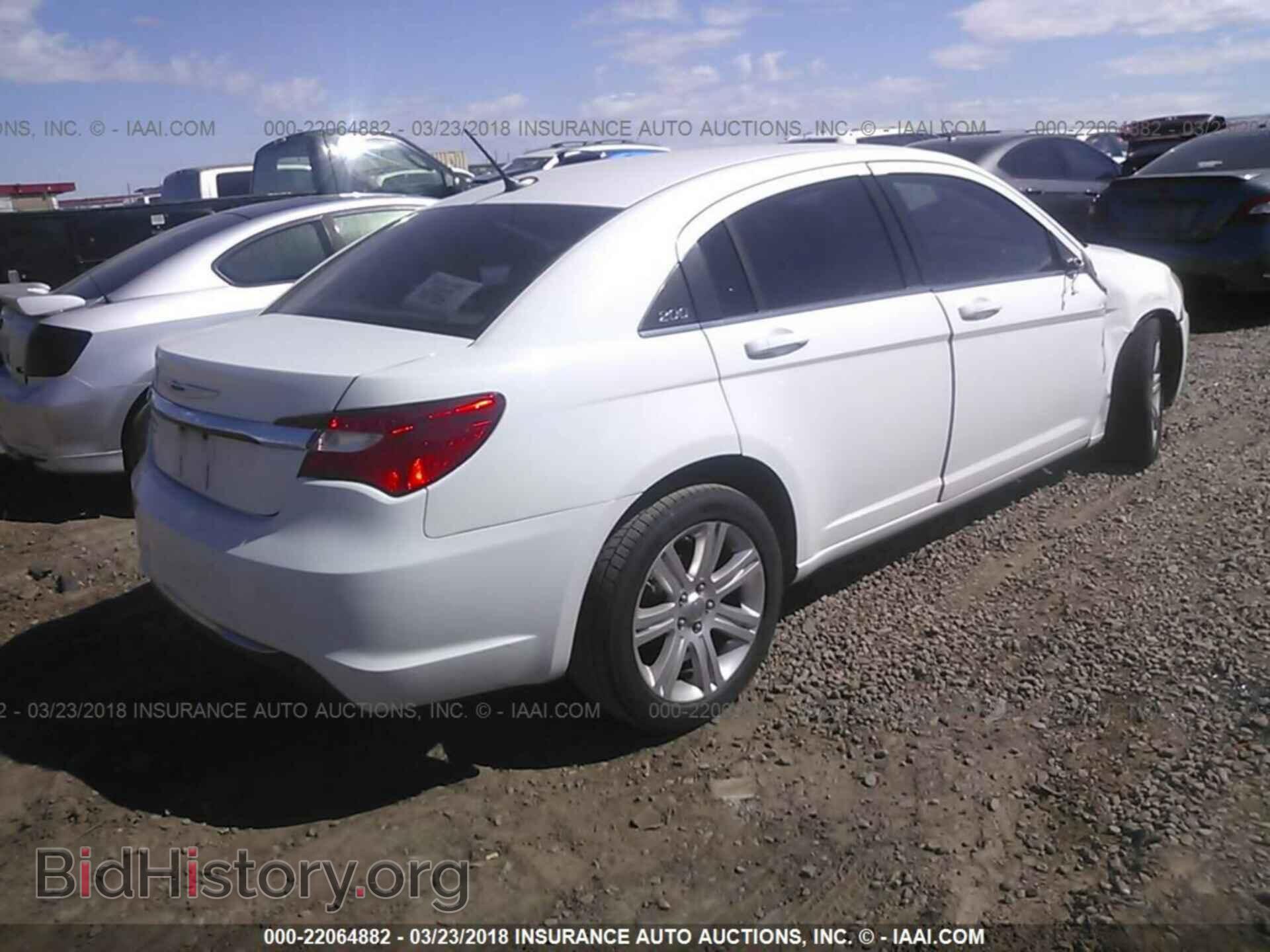 2012 Chrysler 200 - VIN: 1C3CCBBB3CN144197 - Фото 4