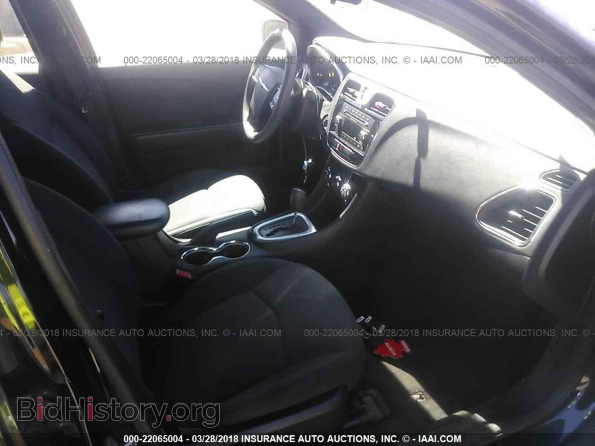2012 Chrysler 200 - VIN: 1C3CCBAB9CN208244 - Фото 5