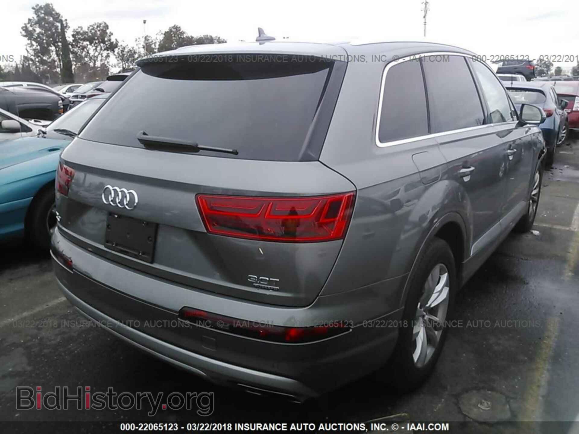 2017 Audi Q7 - VIN: WA1AAAF79HD037512 - Фото 4