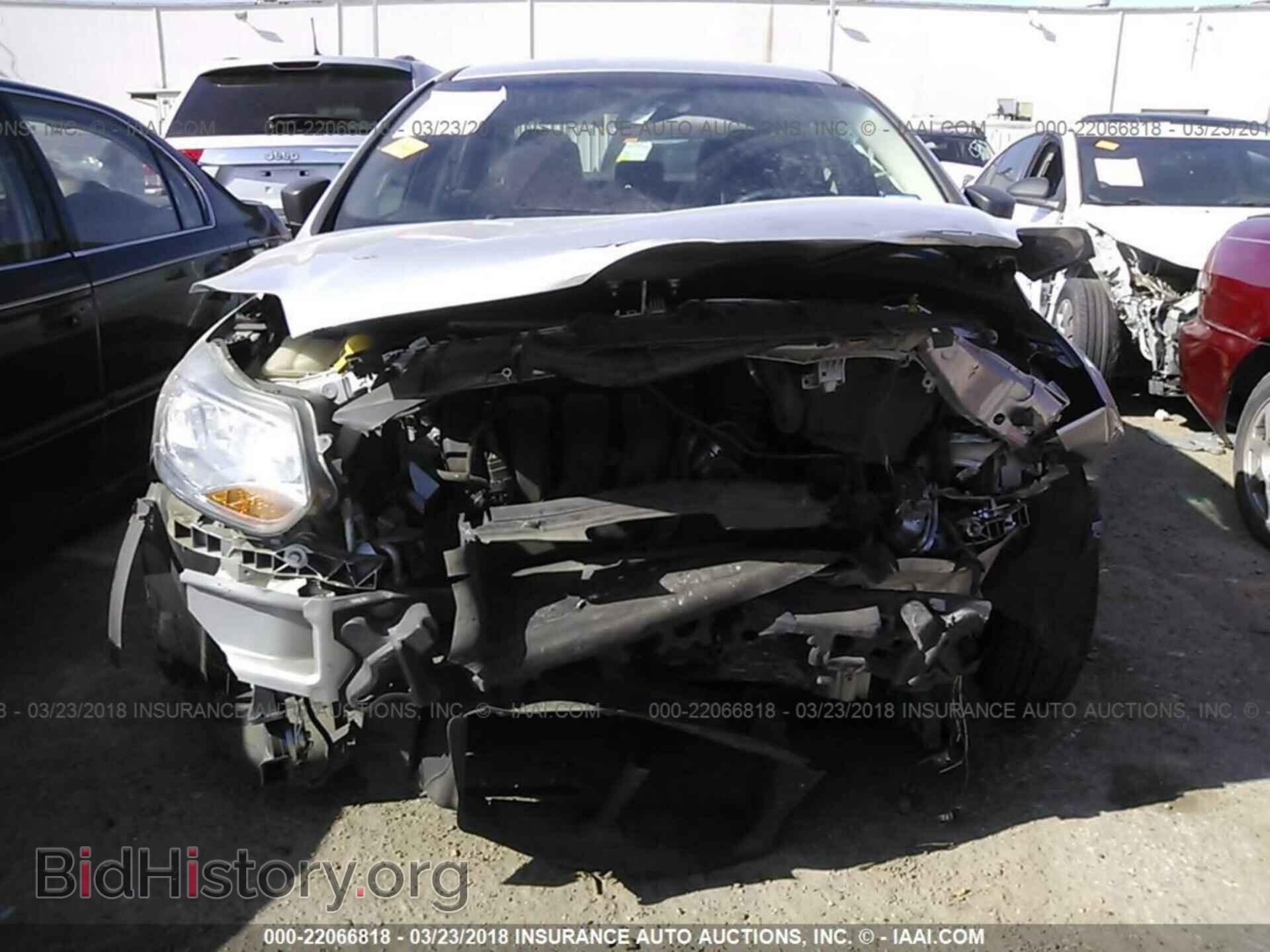 2012 Ford Focus - VIN: 1FAHP3E24CL386053 - Photo 6