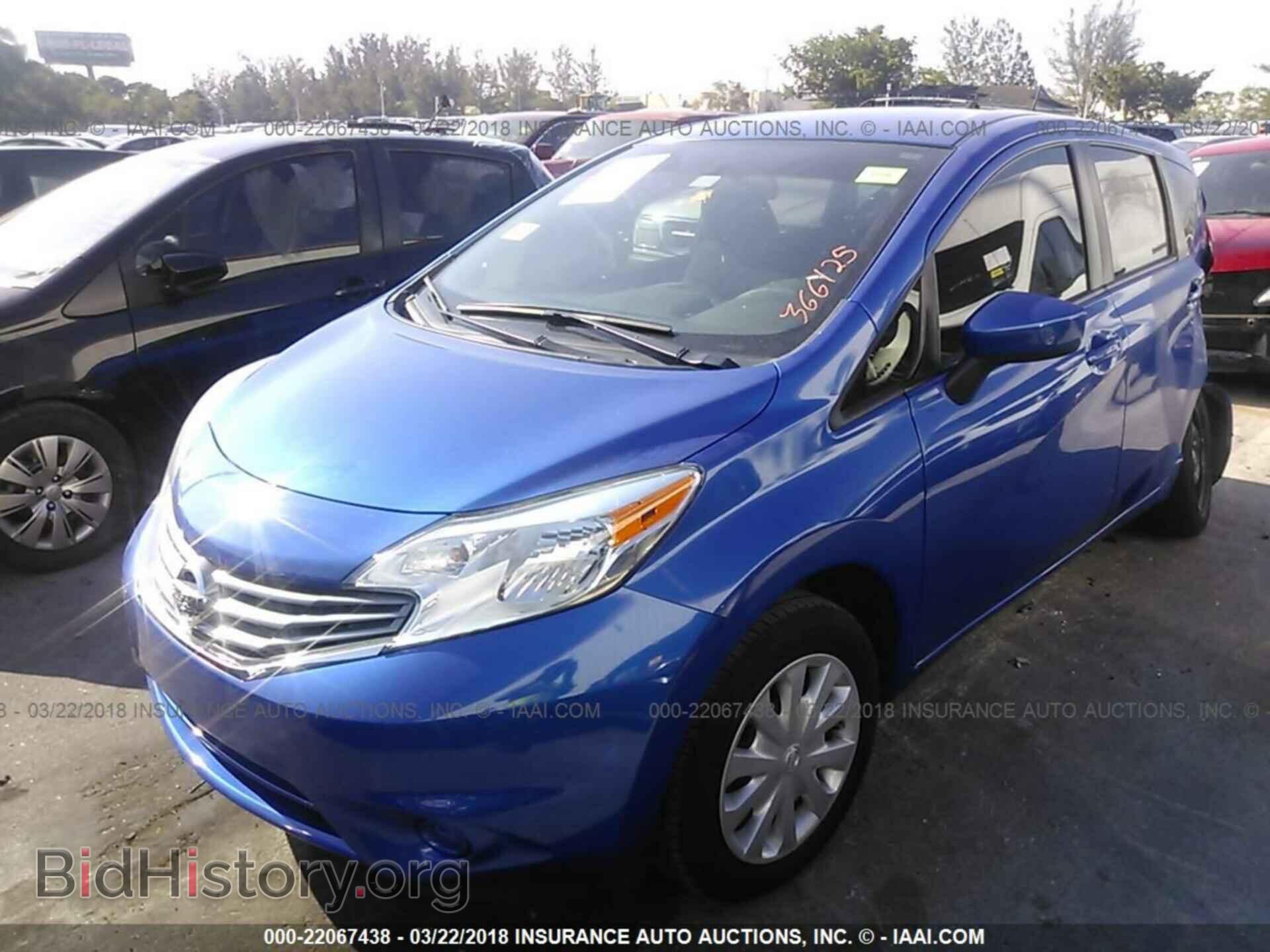 2016 Nissan Versa note - VIN: 3N1CE2CP2GL366125 - Photo 2