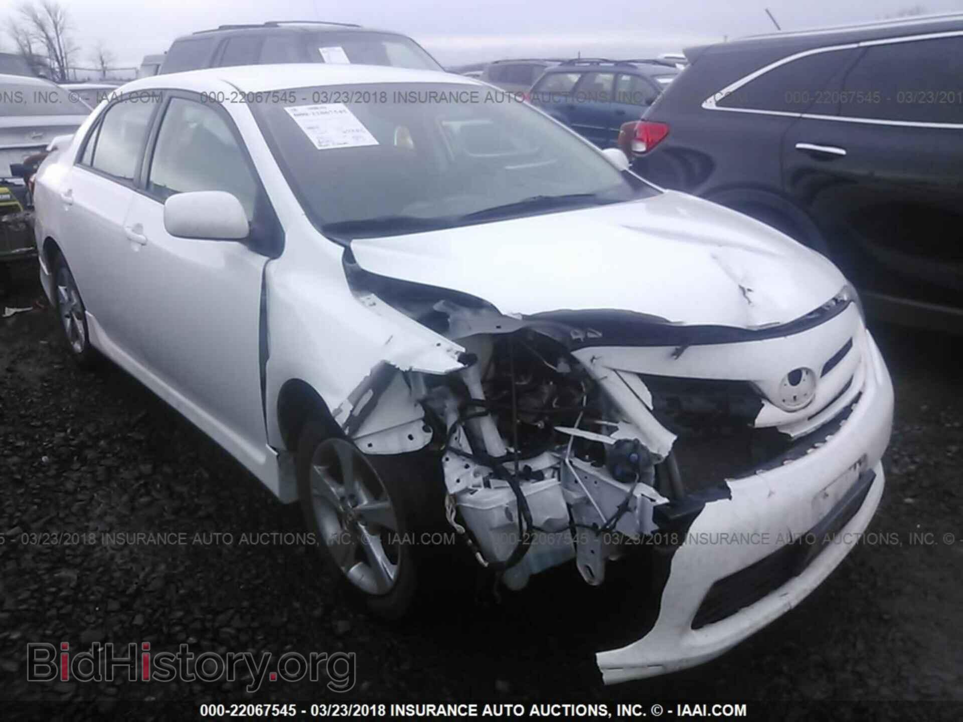 Photo 2T1BU4EEXBC600042 - Toyota Corolla 2011