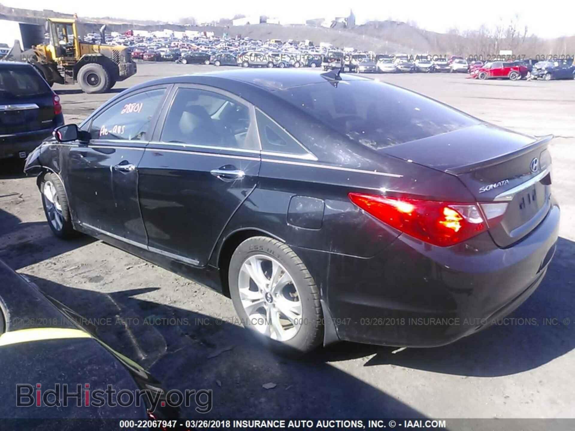 2012 Hyundai Sonata - VIN: 5NPEC4AC6CH445184 - Фото 3