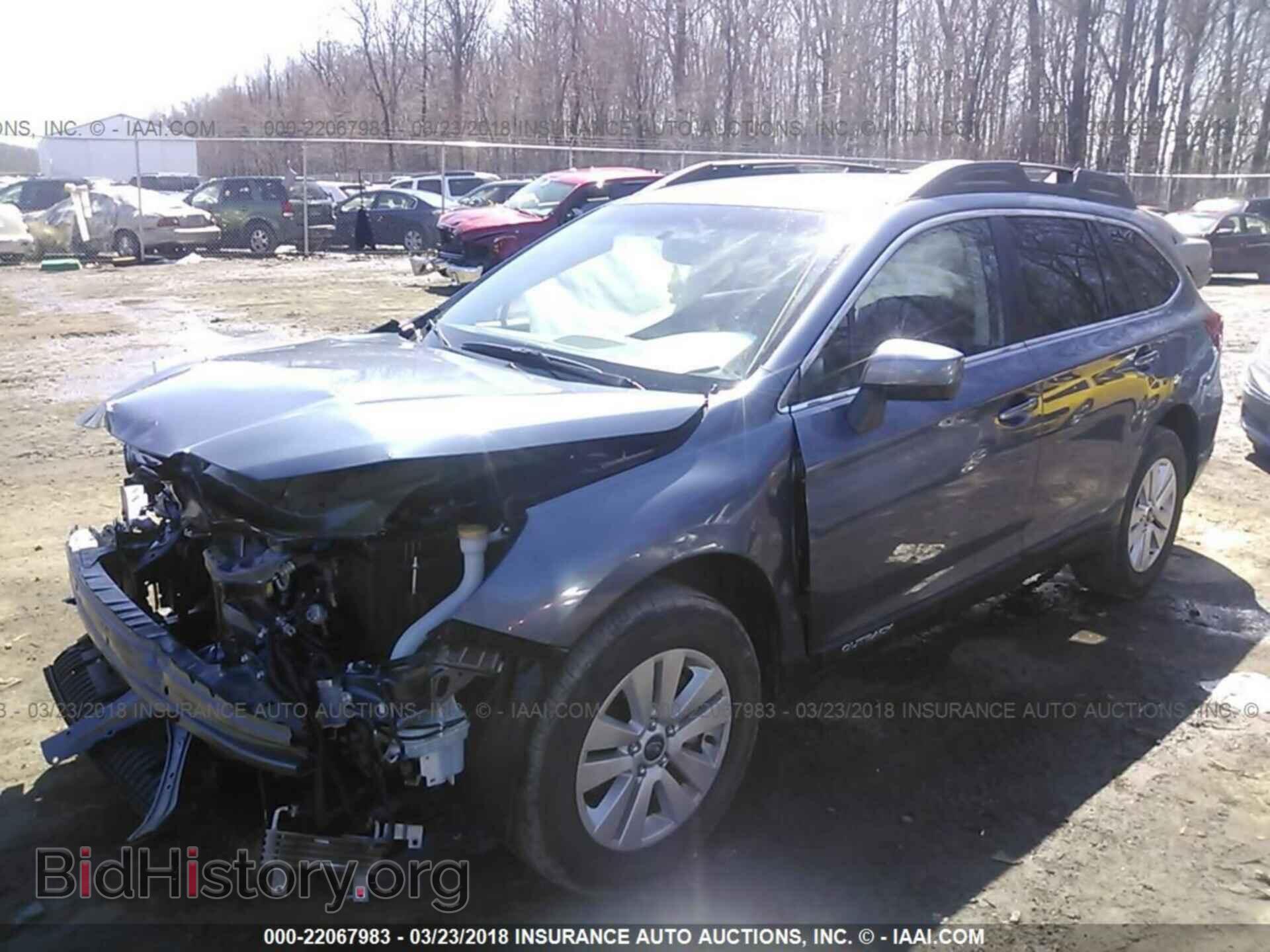 2016 Subaru Outback - VIN: 4S4BSACC3G3273291 - Фото 2