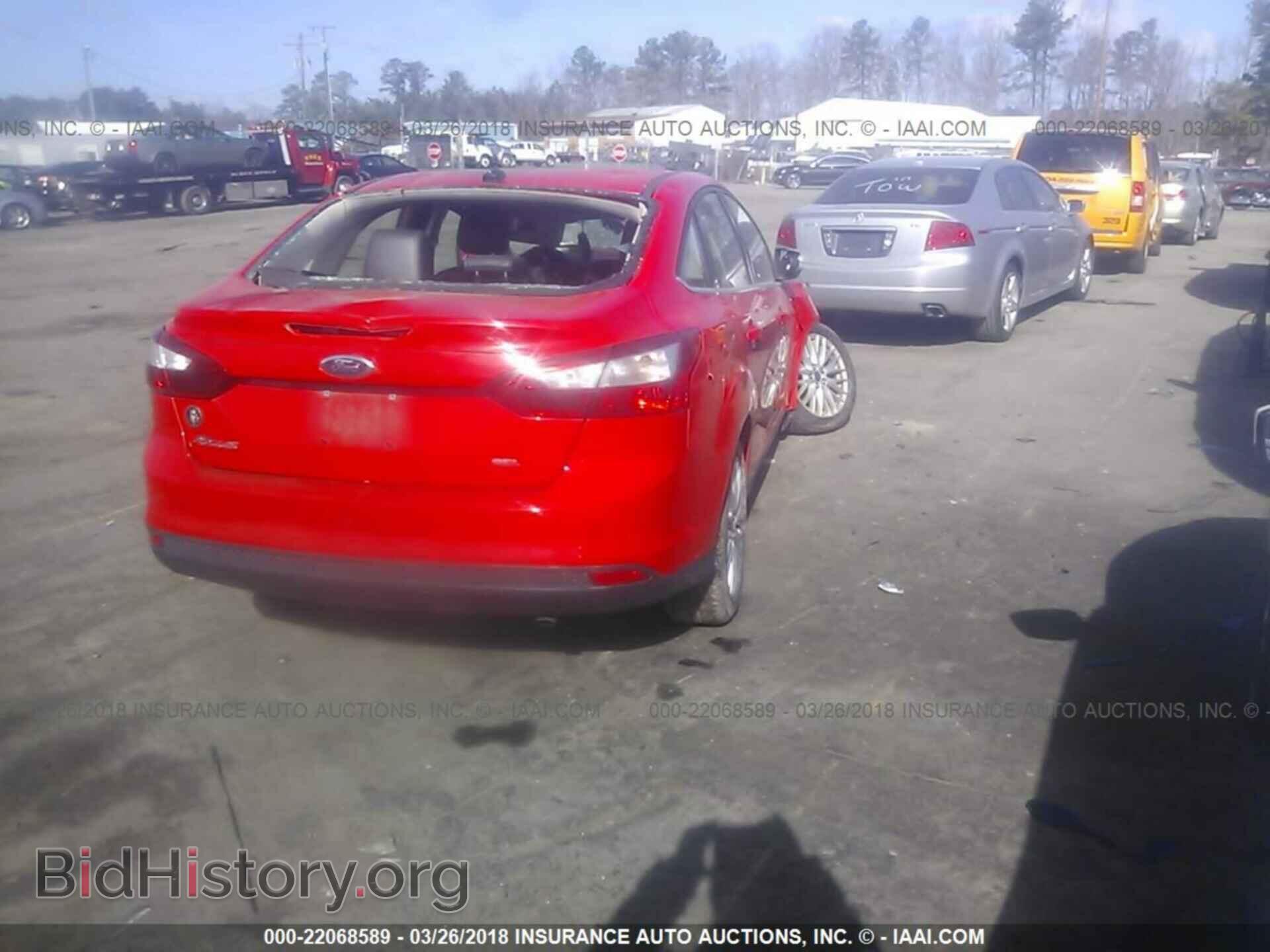 2012 Ford Focus - VIN: 1FAHP3H2XCL245242 - Photo 4