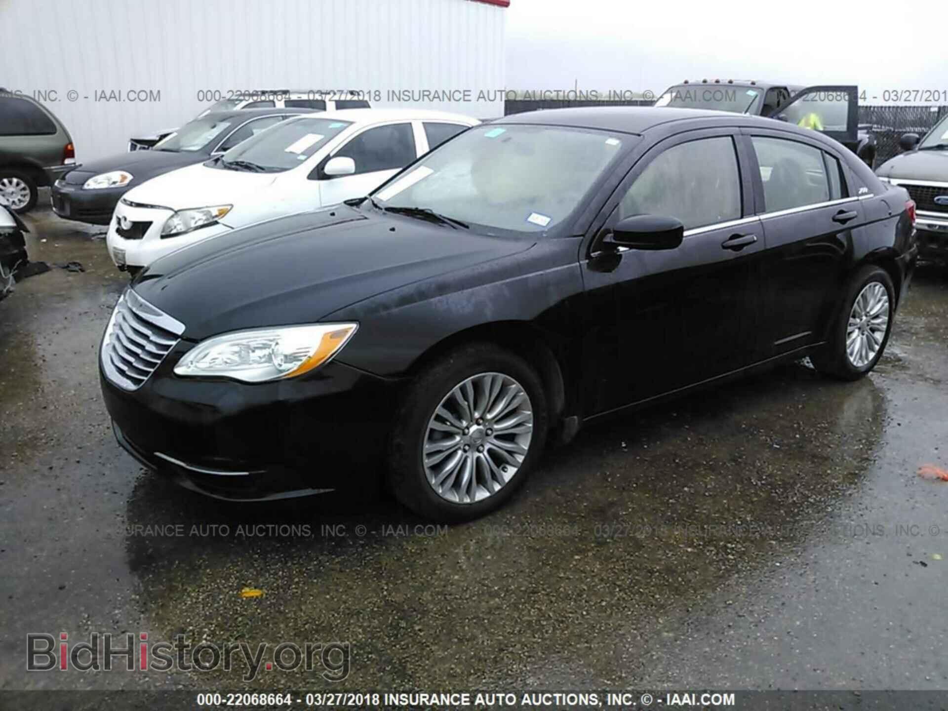 2012 Chrysler 200 - VIN: 1C3CCBAB3CN248741 - Photo 2