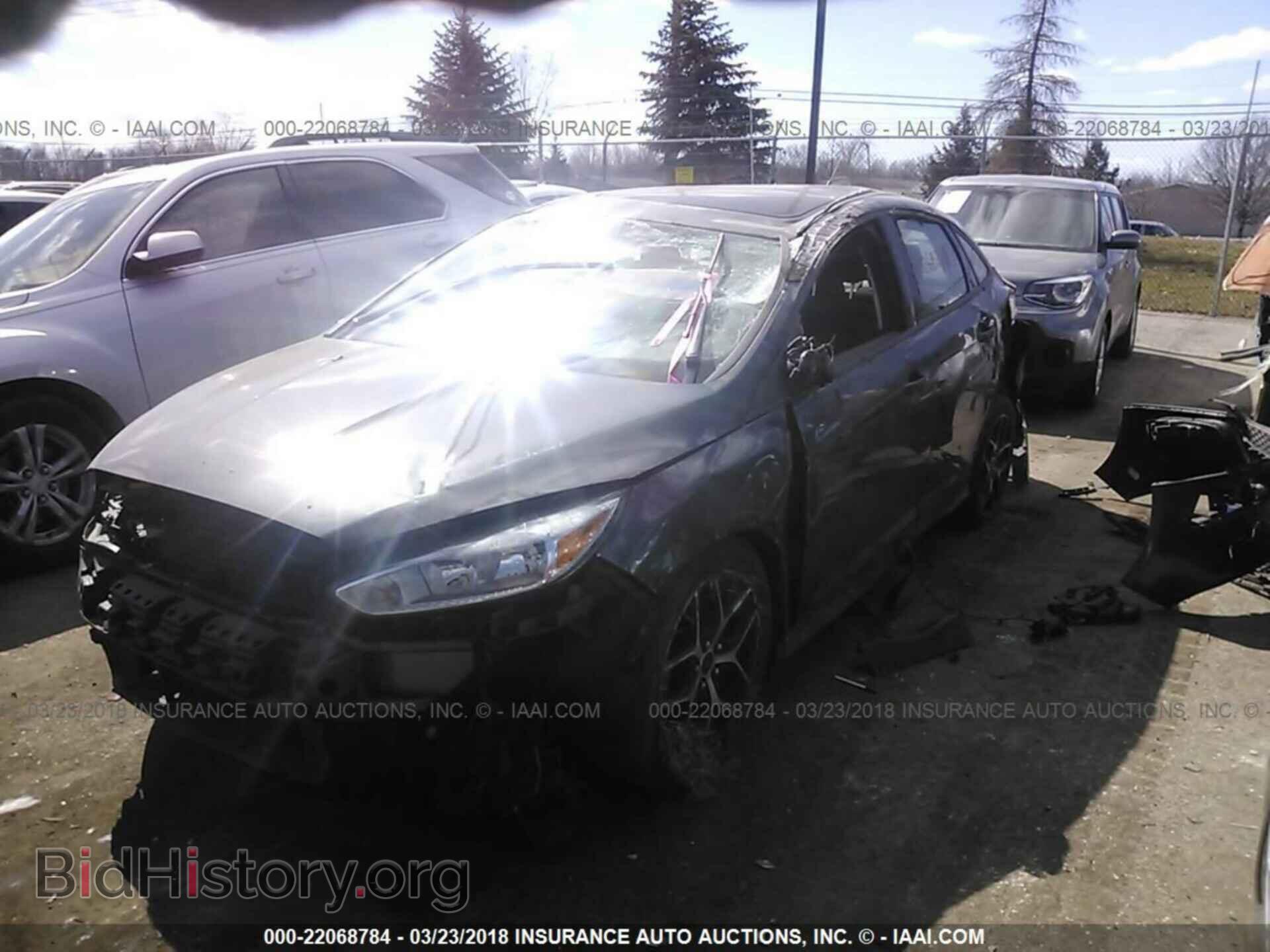 2015 Ford Focus - VIN: 1FADP3F24FL340319 - Photo 2