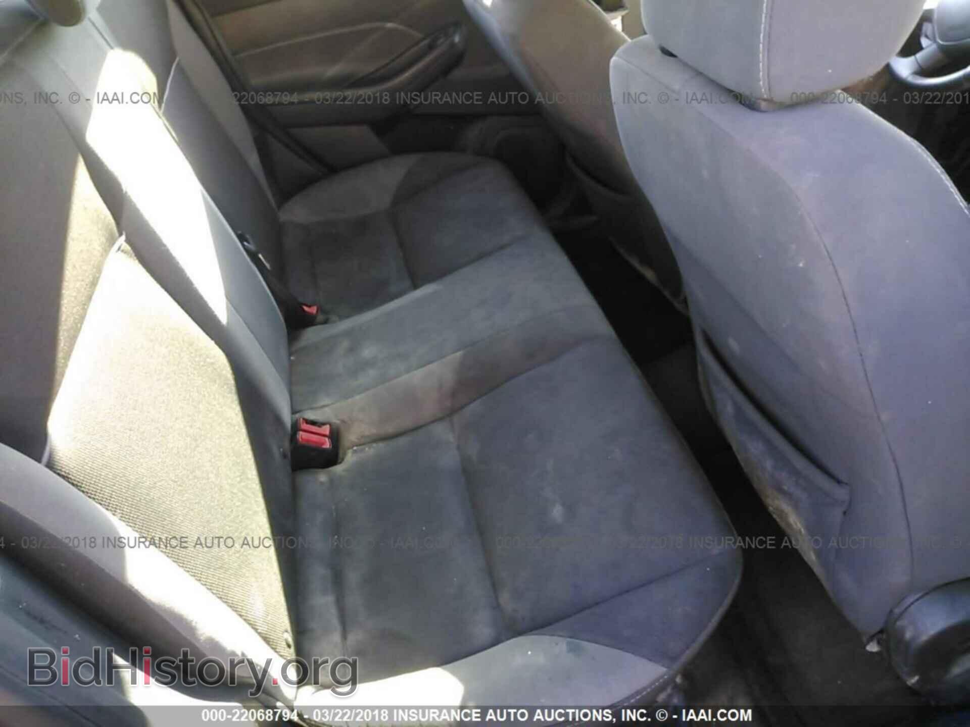 2013 Ford Focus - VIN: 1FADP3F21DL305315 - Photo 8