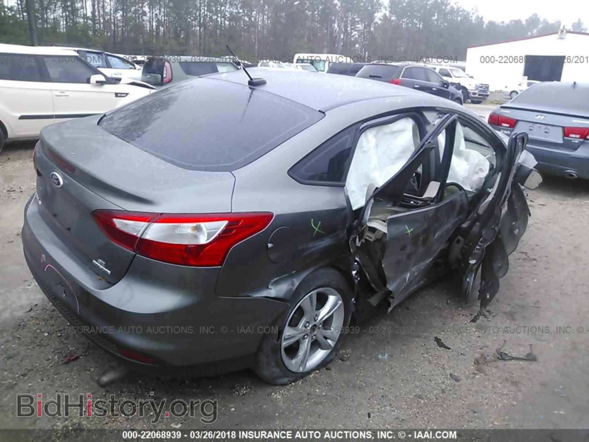 2014 Ford Focus - VIN: 1FADP3F29EL298230 - Фото 4