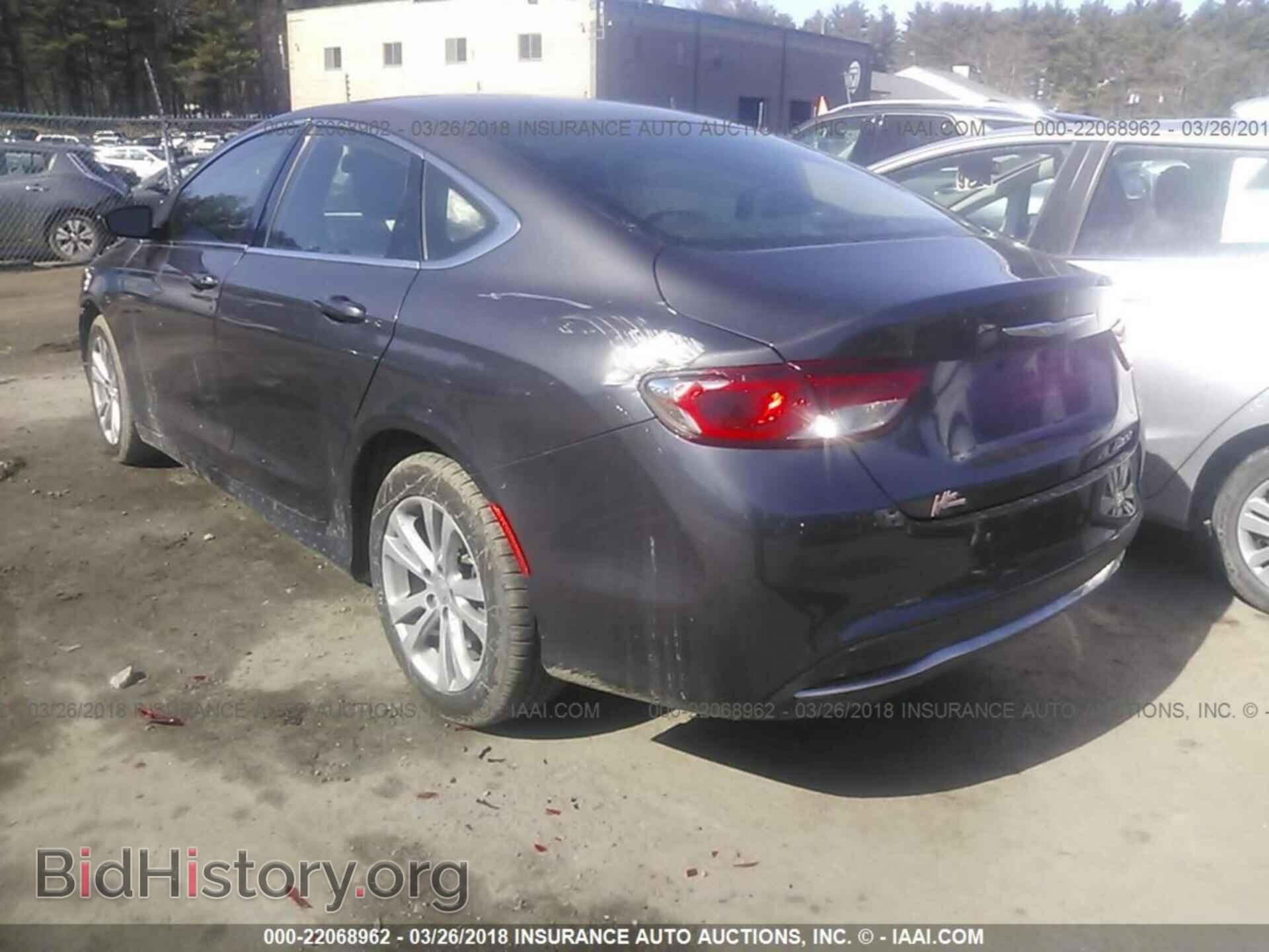 2015 Chrysler 200 - VIN: 1C3CCCAB0FN577651 - Photo 3