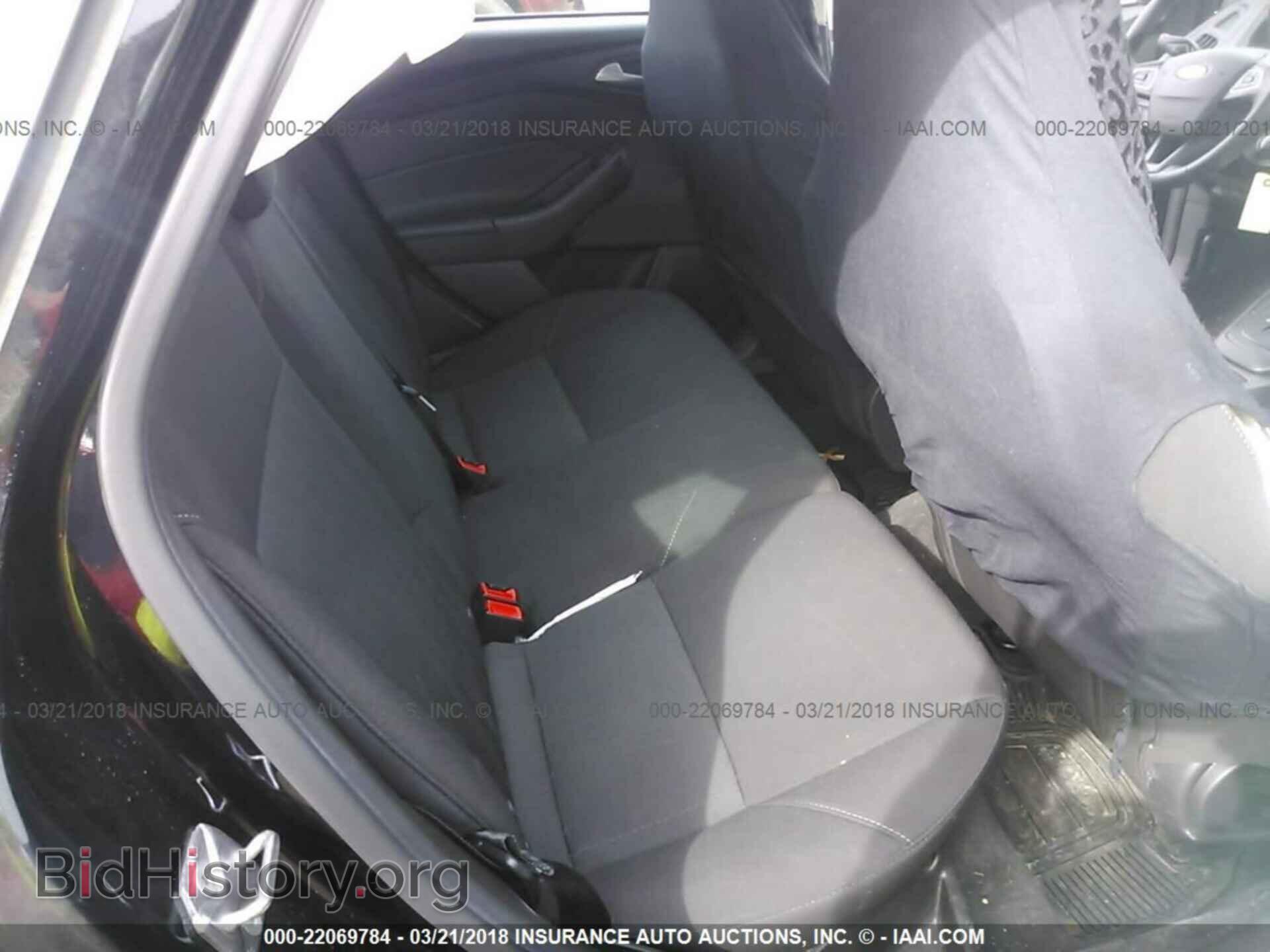 2016 Ford Focus - VIN: 1FADP3K28GL267382 - Photo 8