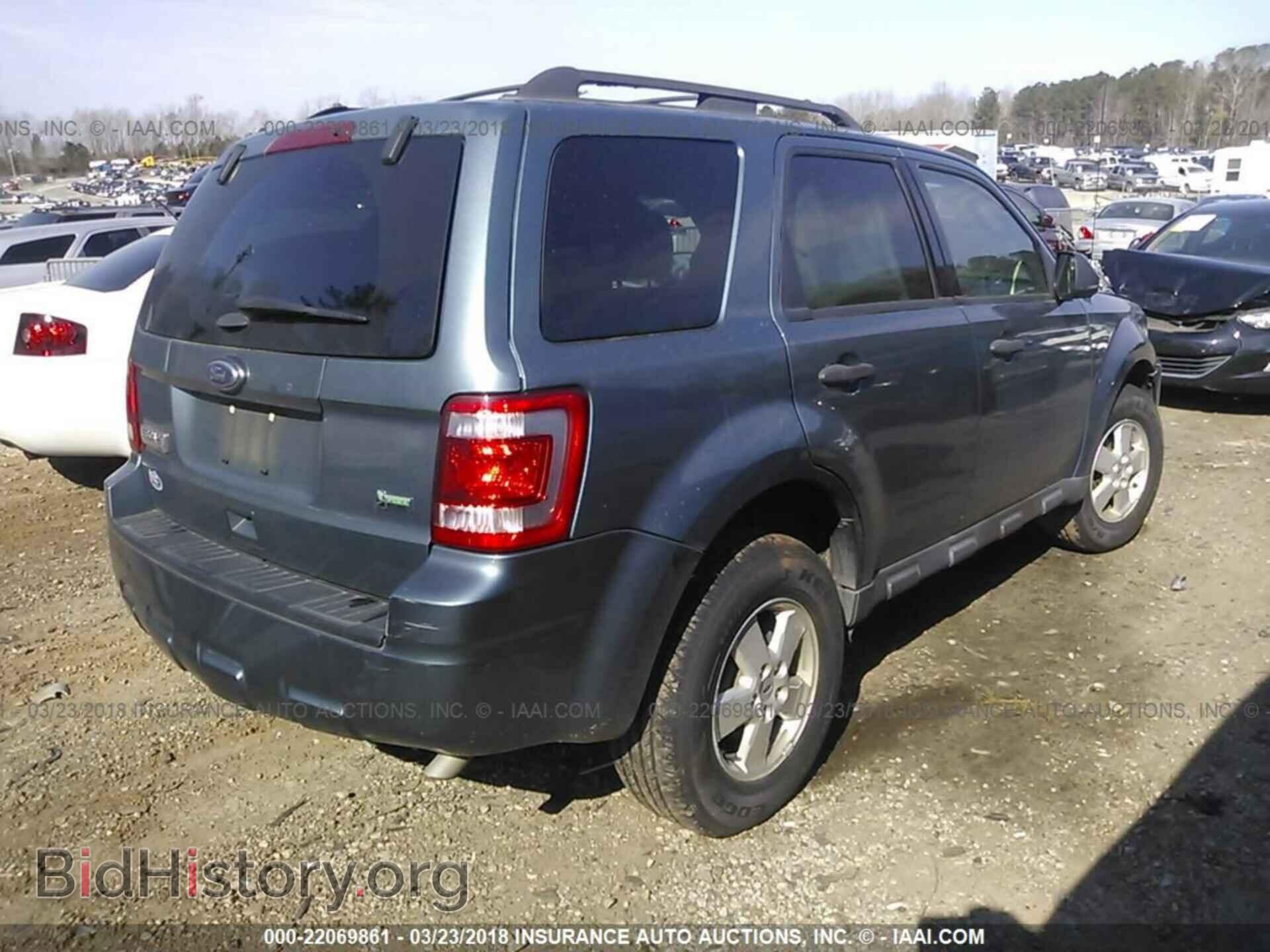 2011 Ford Escape - VIN: 1FMCU9DG6BKC63481 - Фото 4