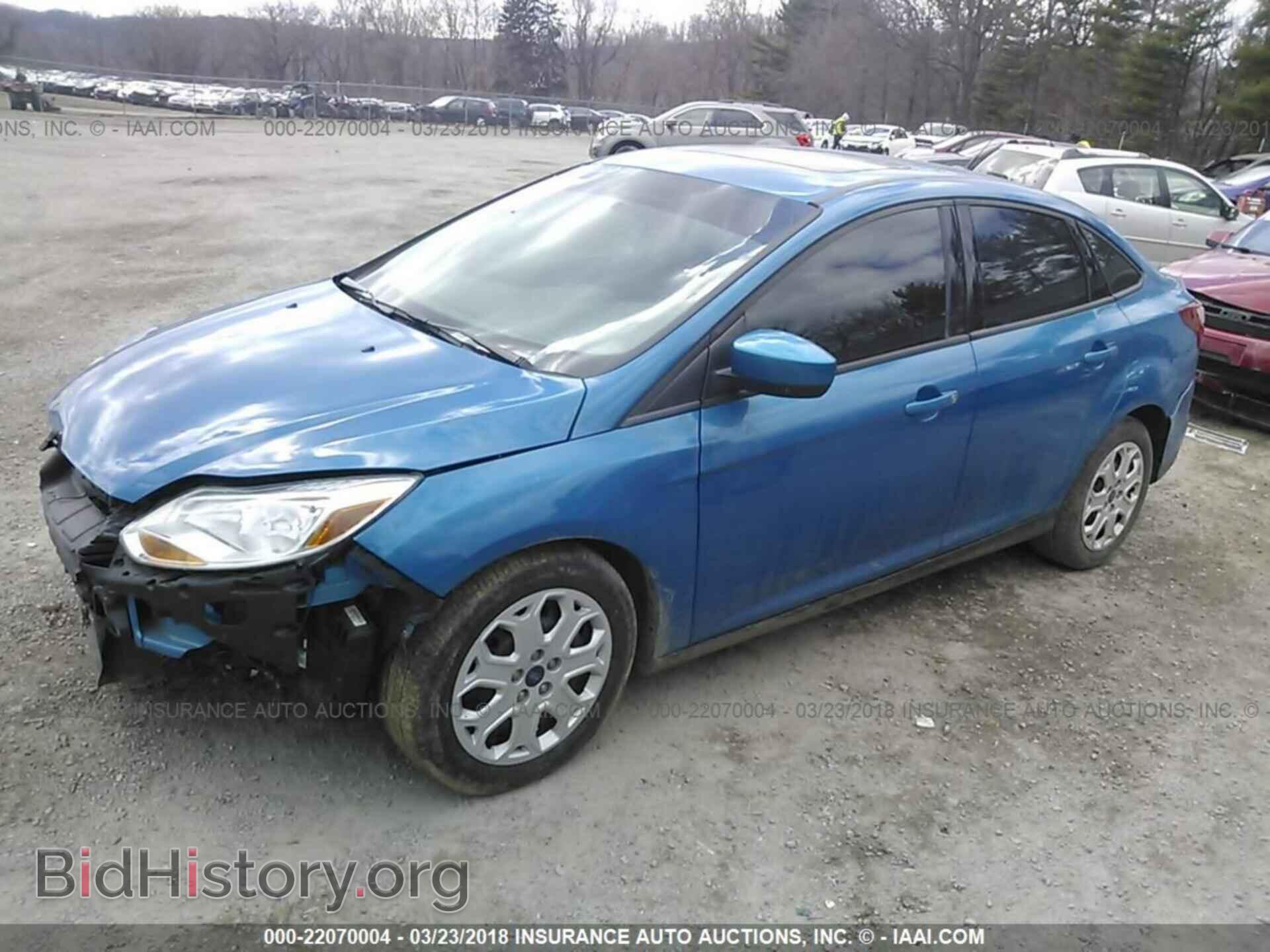 2012 Ford Focus - VIN: 1FAHP3F27CL409310 - Фото 2